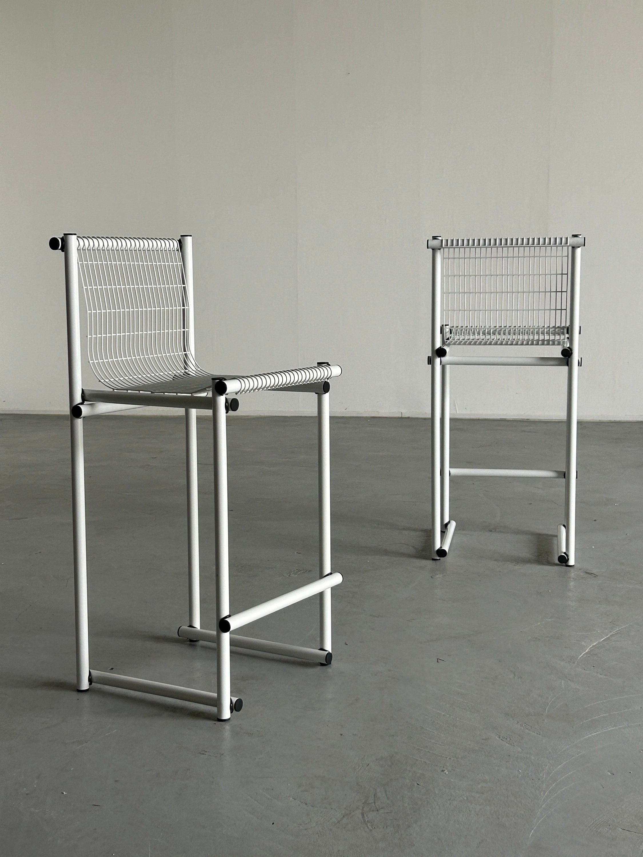 Pair of Vintage Constructivist Wire Bar Chairs in White Coated Metal, 1980s Italy