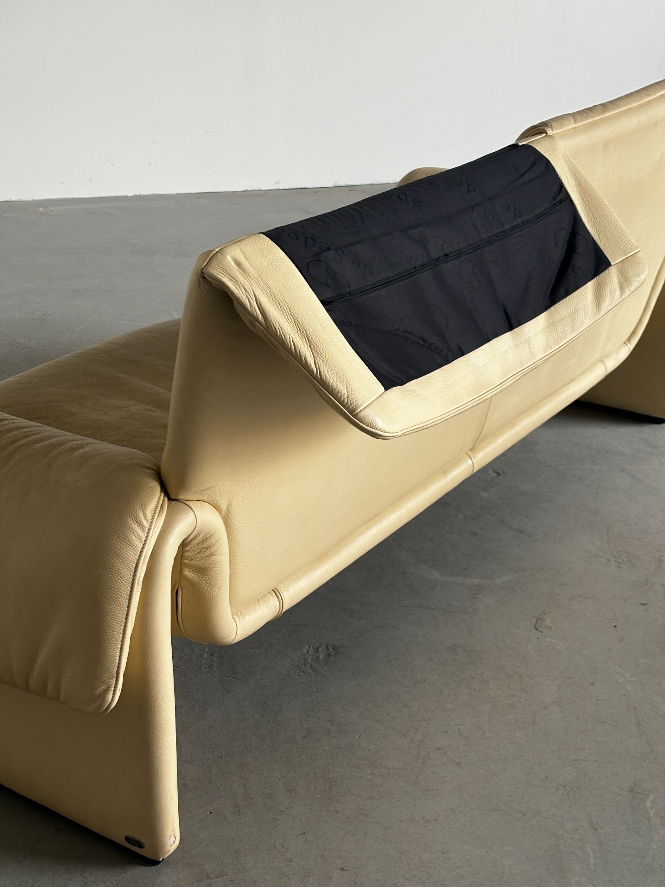 De Sede 'DS 2011' Modernist Two-Seater Sofa