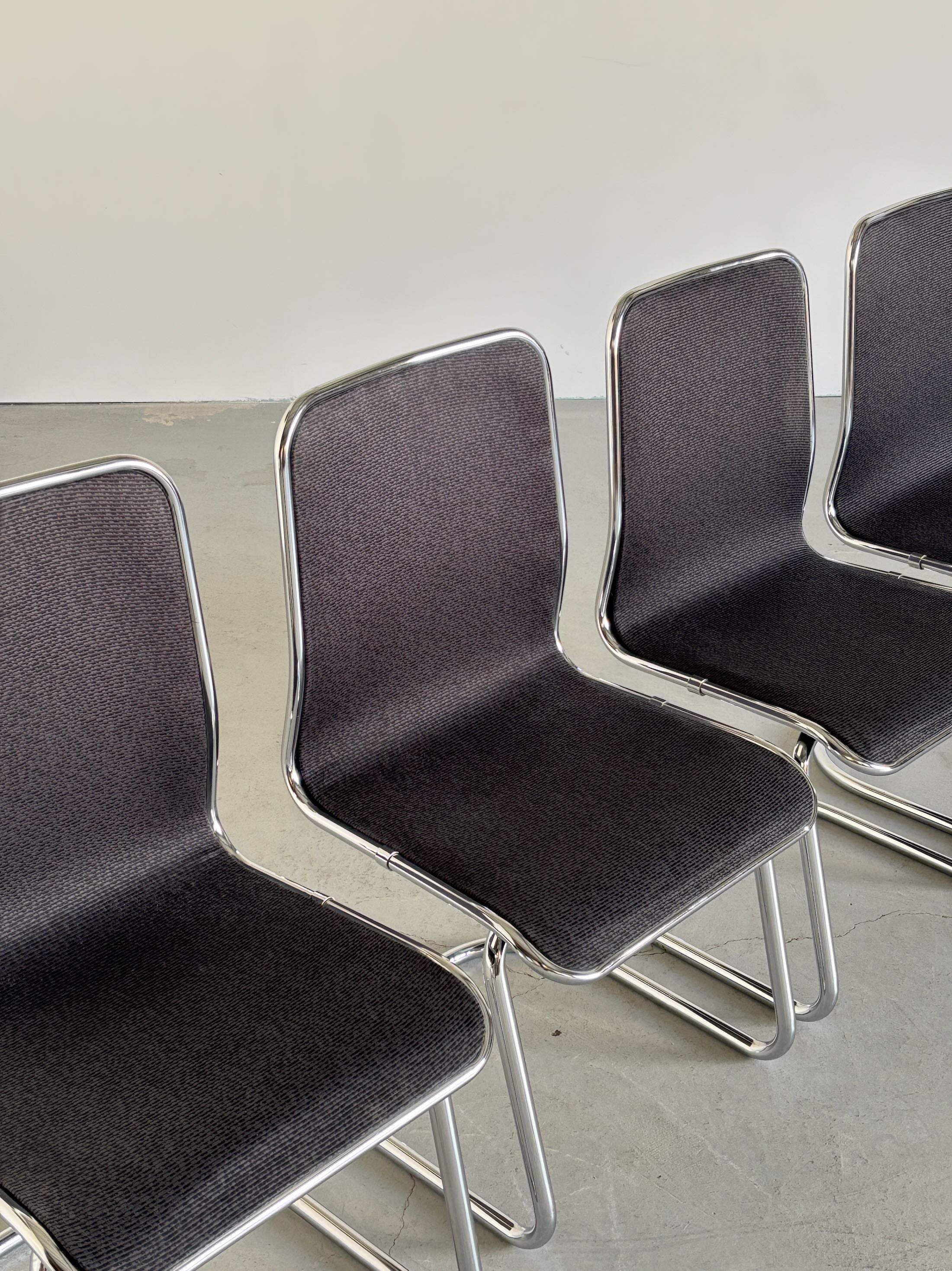 ‘Taro’ Cantilever Dining Chairs by Tacke Sitzmobel