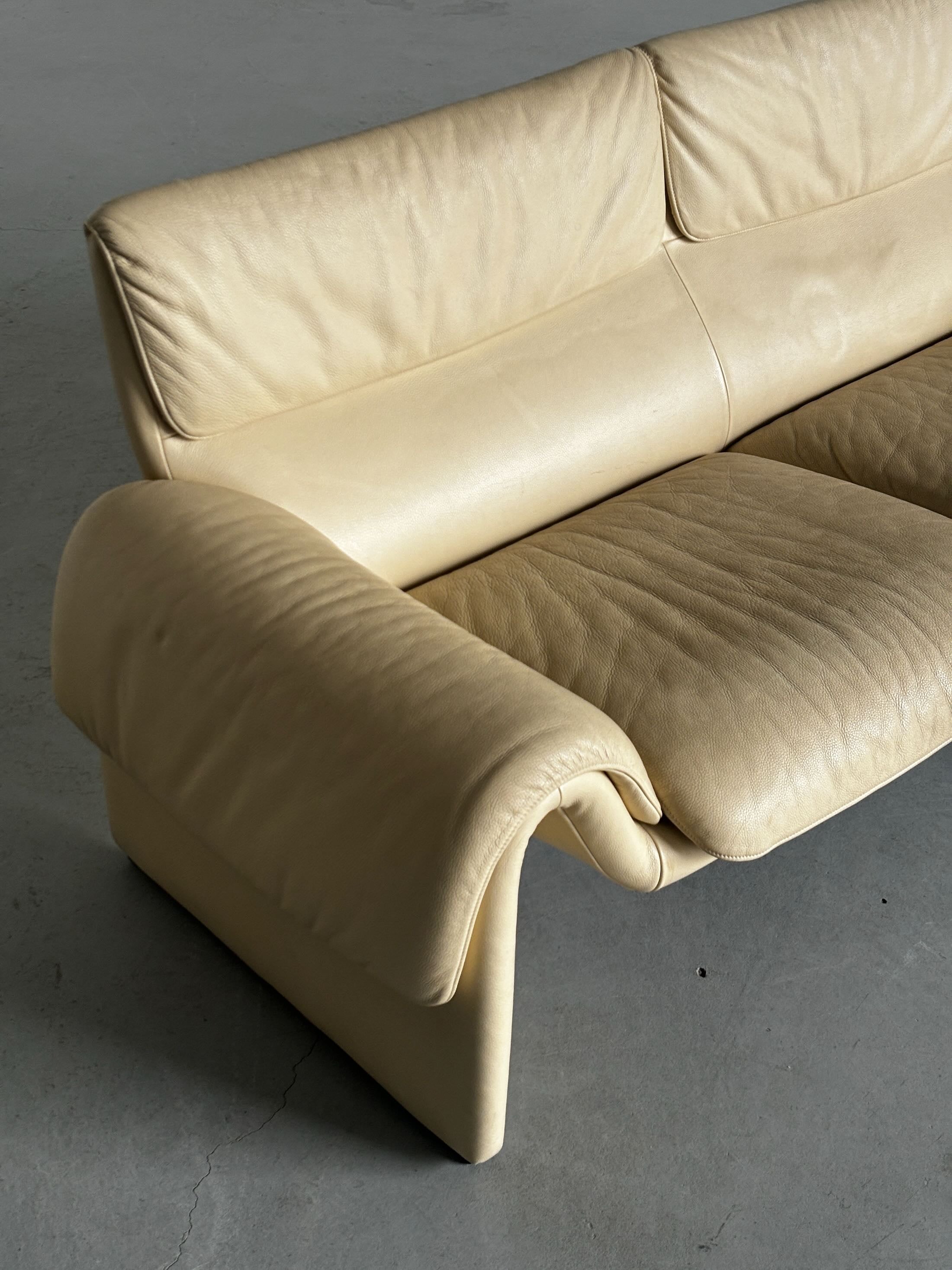 De Sede 'DS 2011' Modernist Two-Seater Sofa
