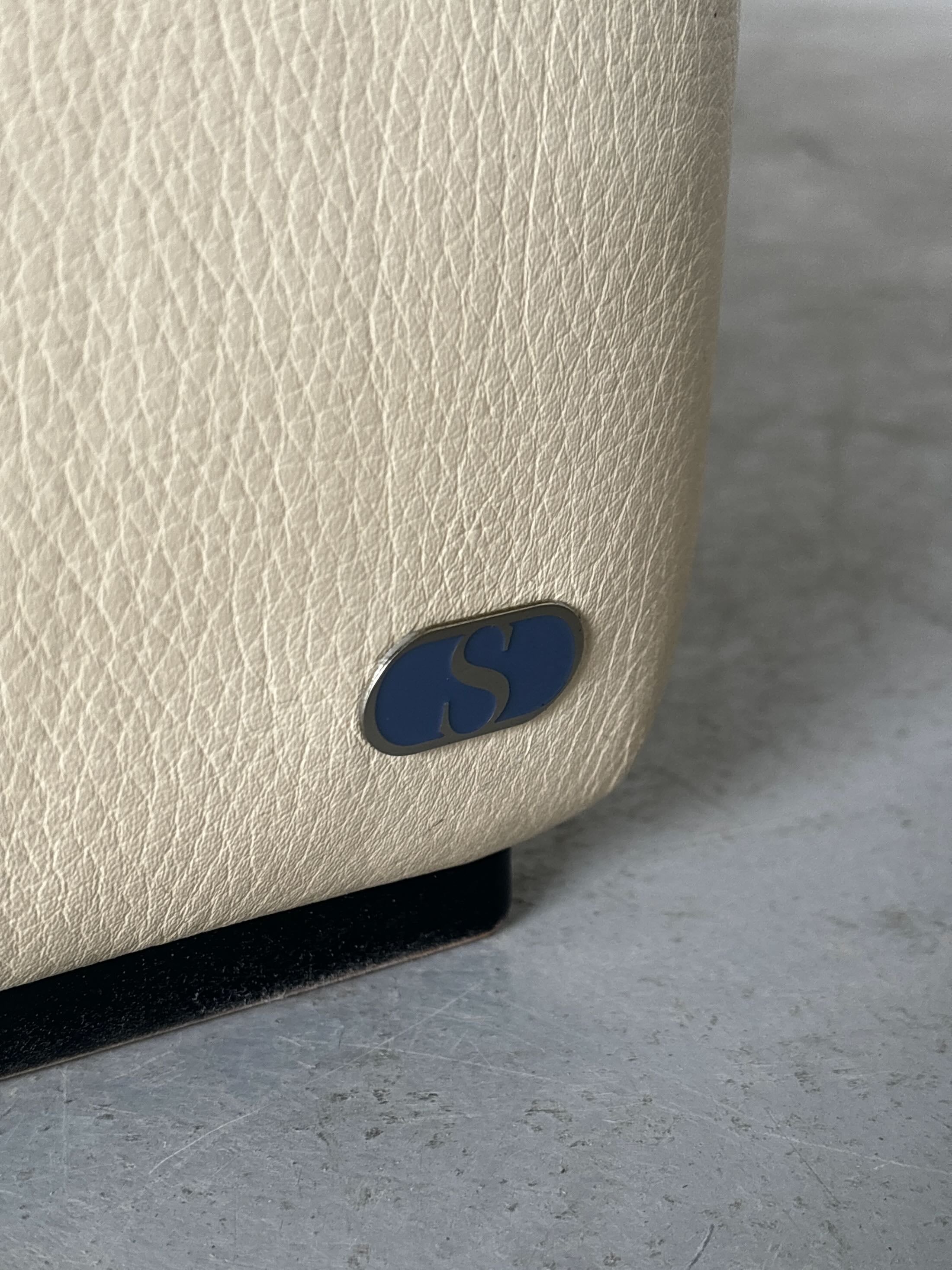 De Sede 'DS 2011' Modernist Two-Seater Sofa