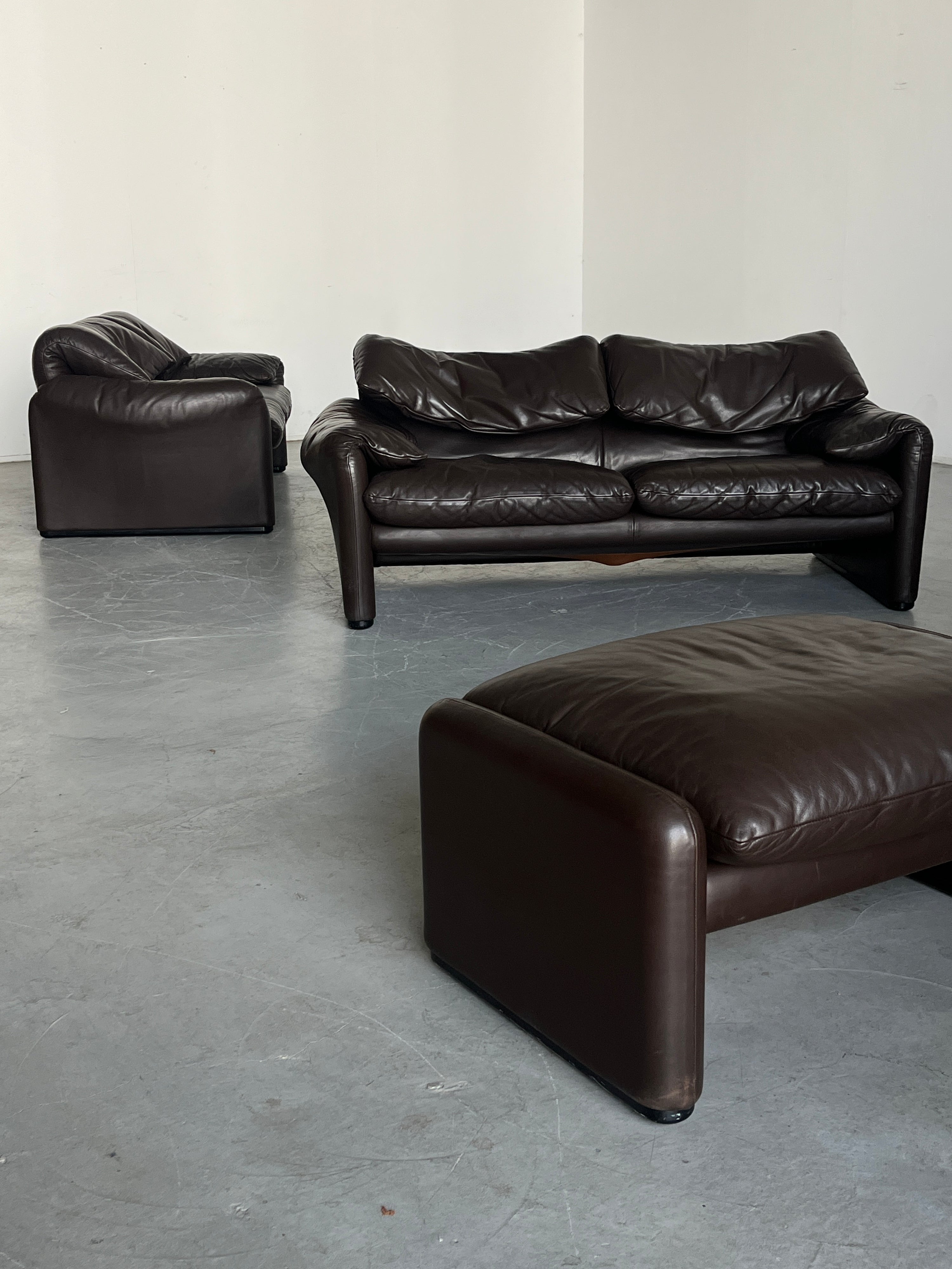 'Maralunga' Ensemble Seating Set by Vico Magistretti for Cassina