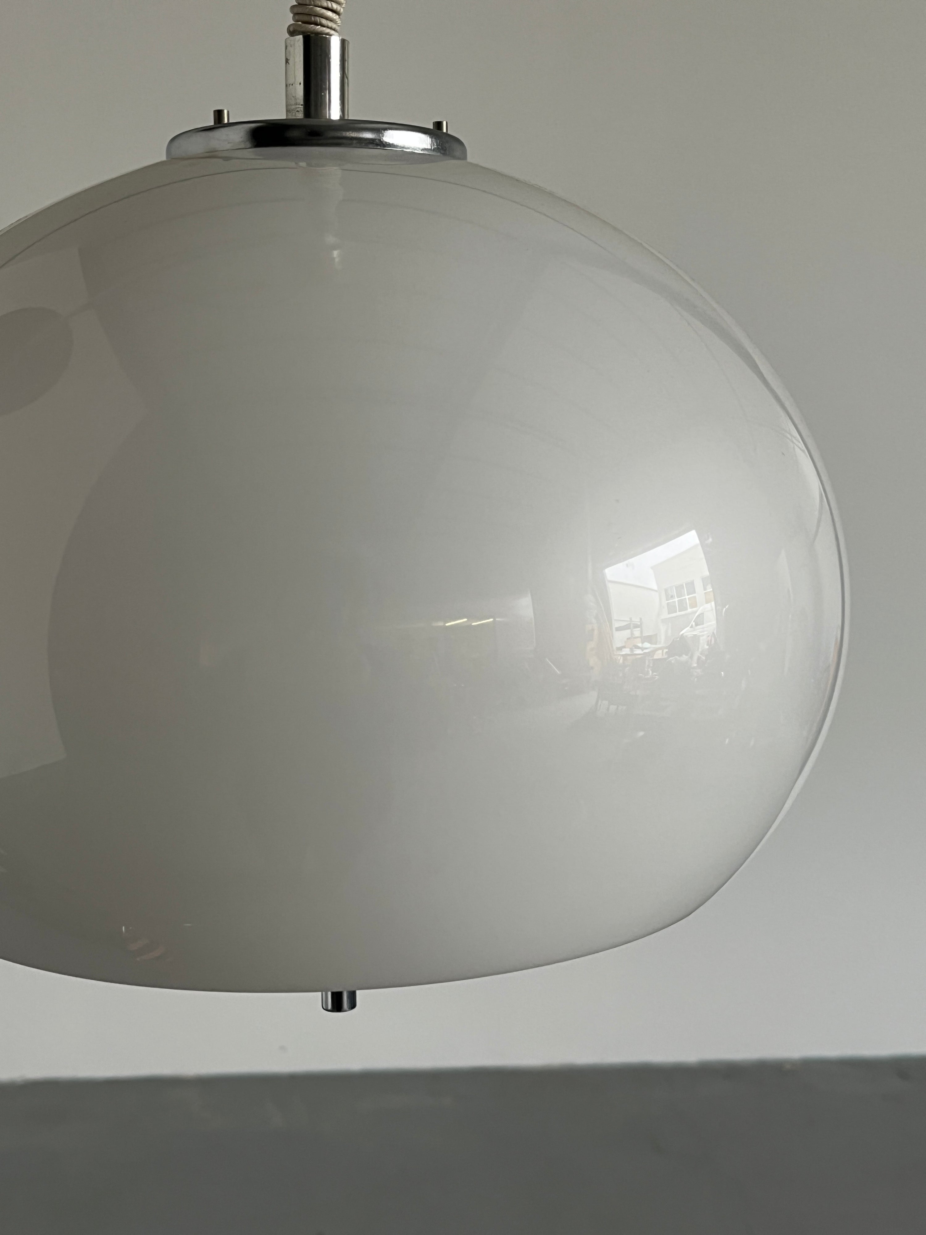 White ‘Burgos’ Pendant Lamp by Meblo for Harvey Guzzini