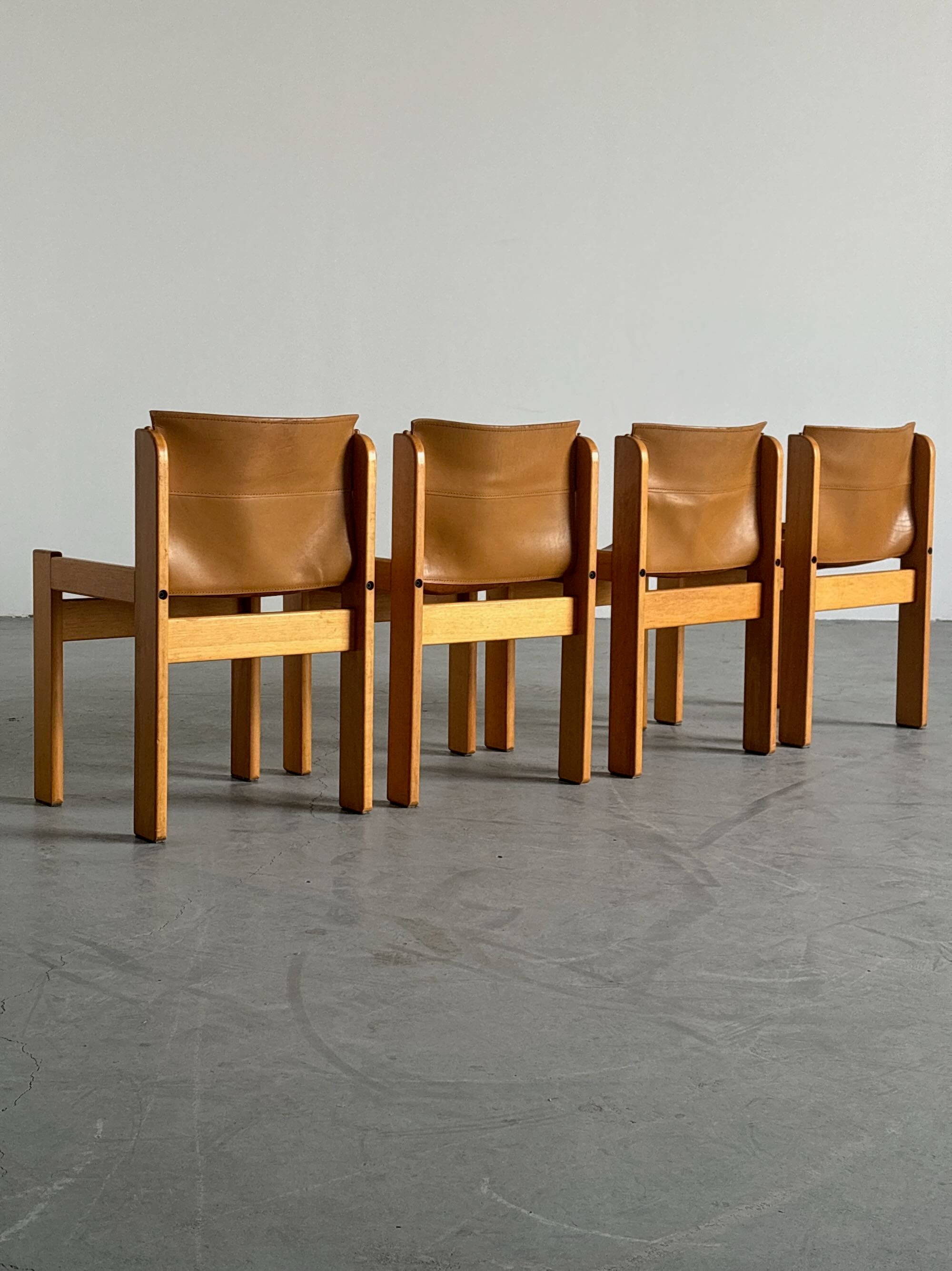 Saddle Leather and Beechwood Chairs by Ibisco Sedie
