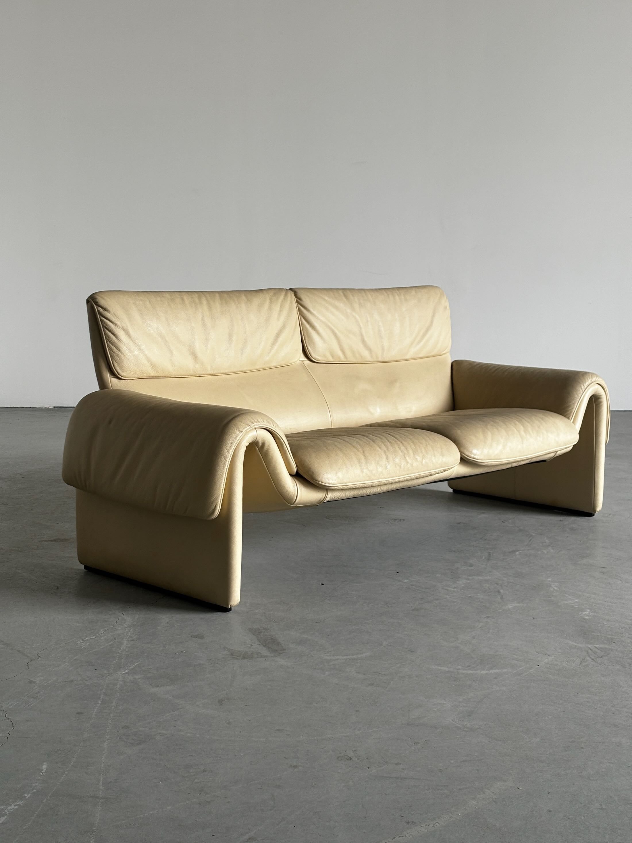De Sede 'DS 2011' Modernist Two-Seater Sofa
