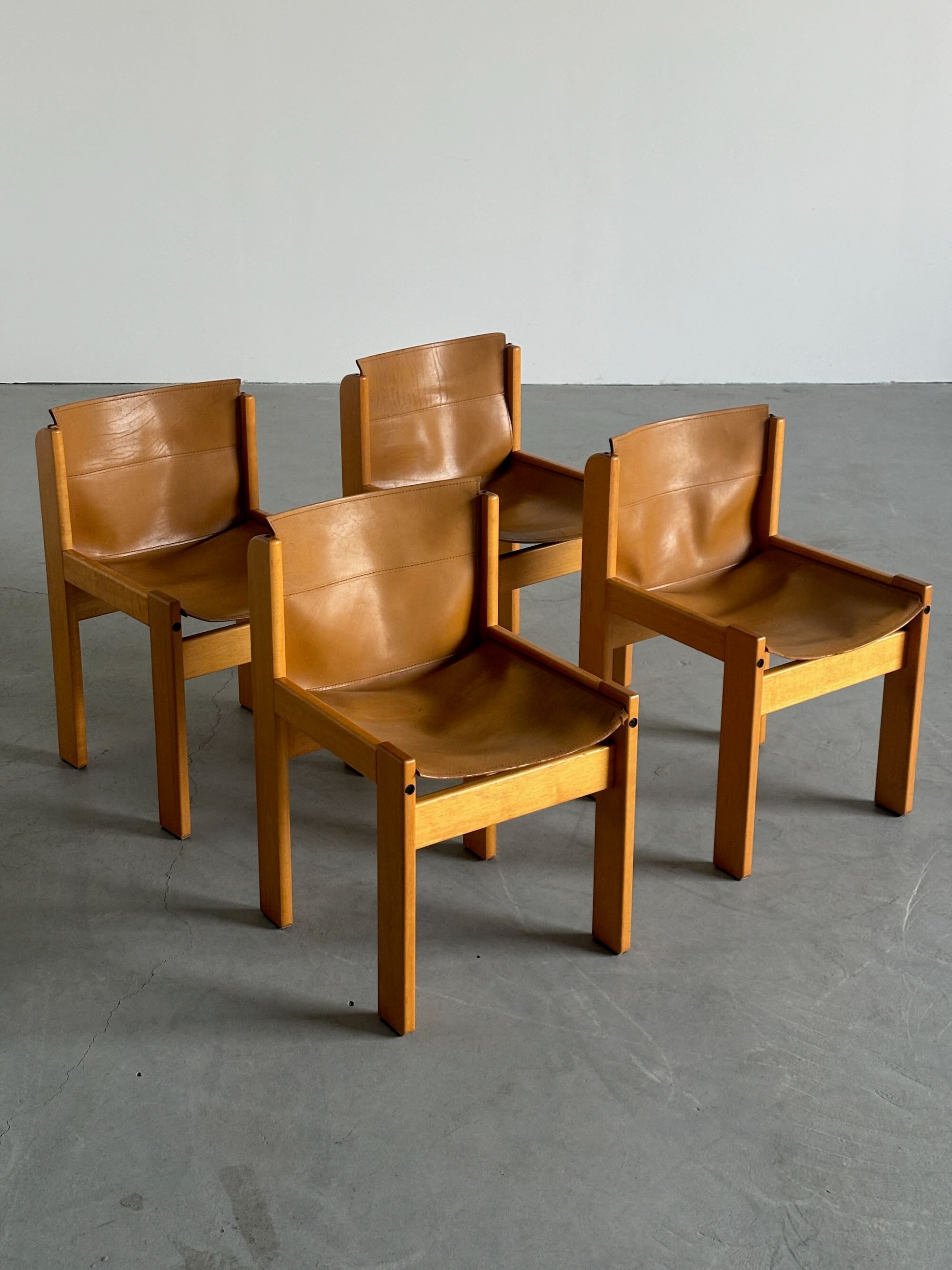 Saddle Leather and Beechwood Chairs by Ibisco Sedie