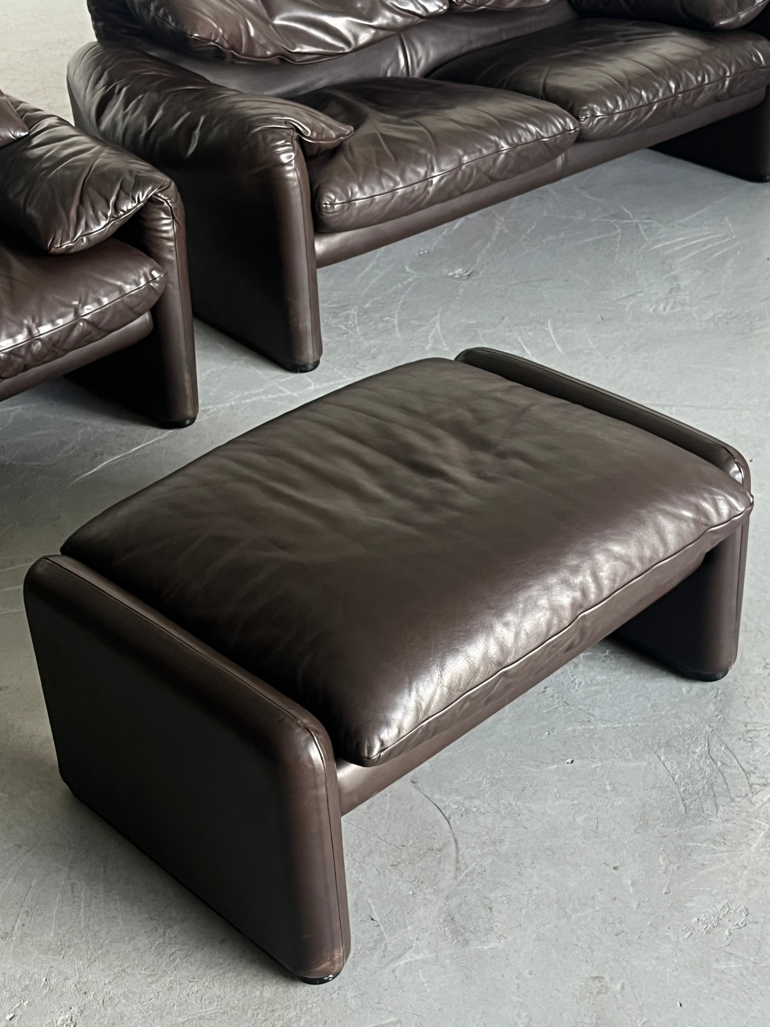 'Maralunga' Ensemble Seating Set by Vico Magistretti for Cassina