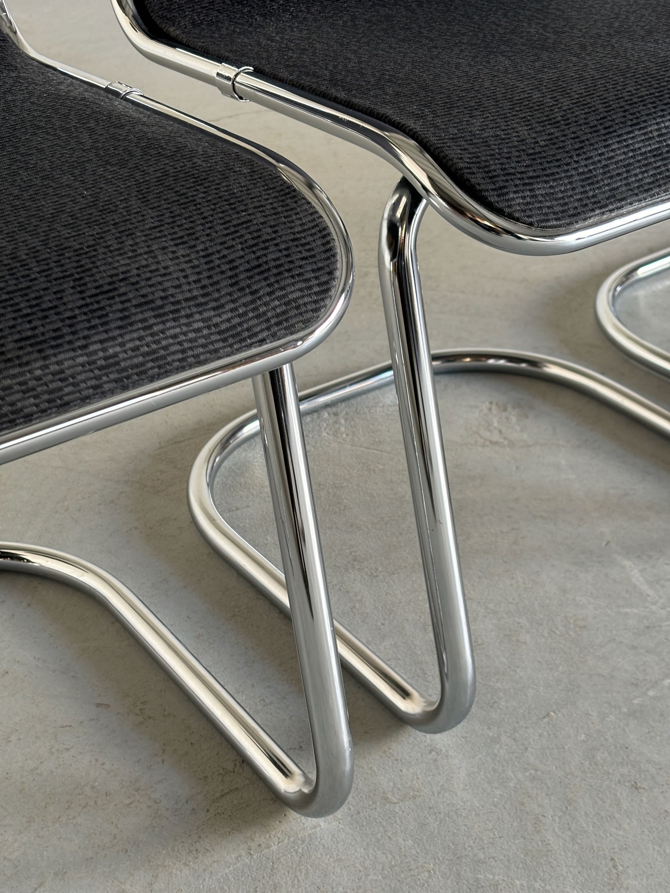 ‘Taro’ Cantilever Dining Chairs by Tacke Sitzmobel