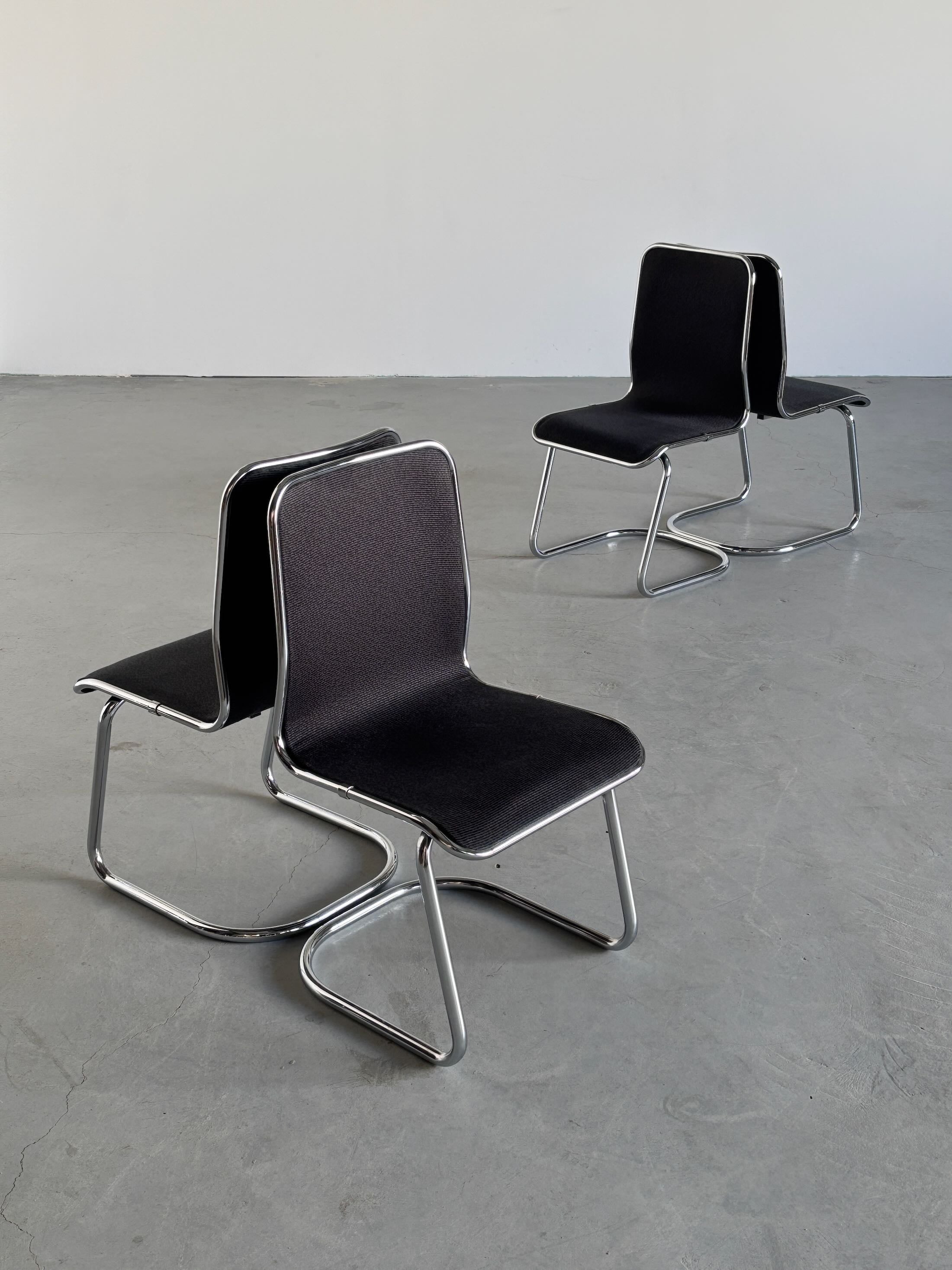 ‘Taro’ Cantilever Dining Chairs by Tacke Sitzmobel