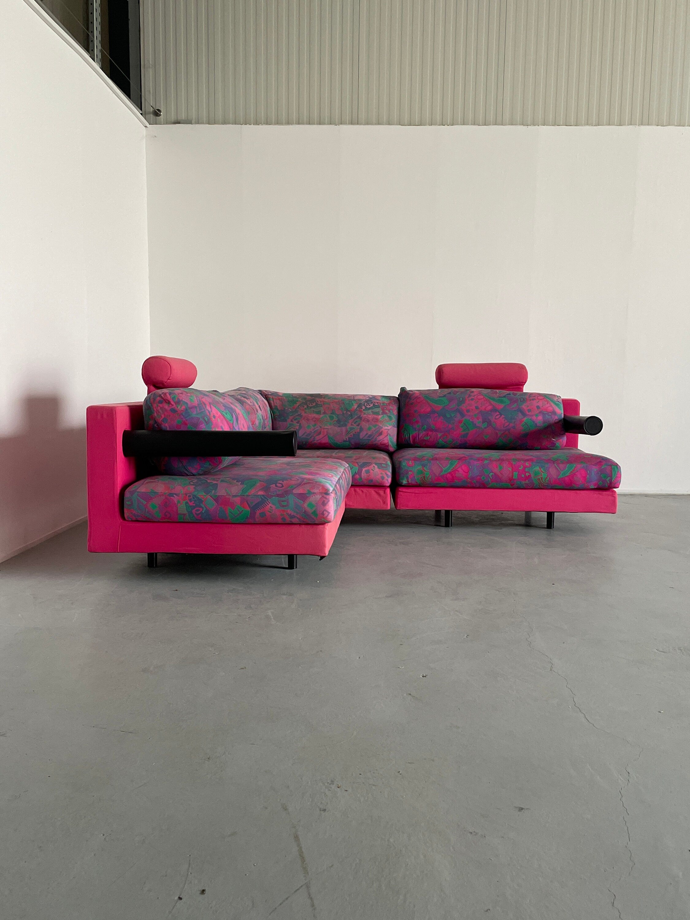 Memphis Design Postmodern 'Sity' Modular Sectional Sofa, Antonio Citterio for B&B Italia, 1972 / Rare and Early Original Production
