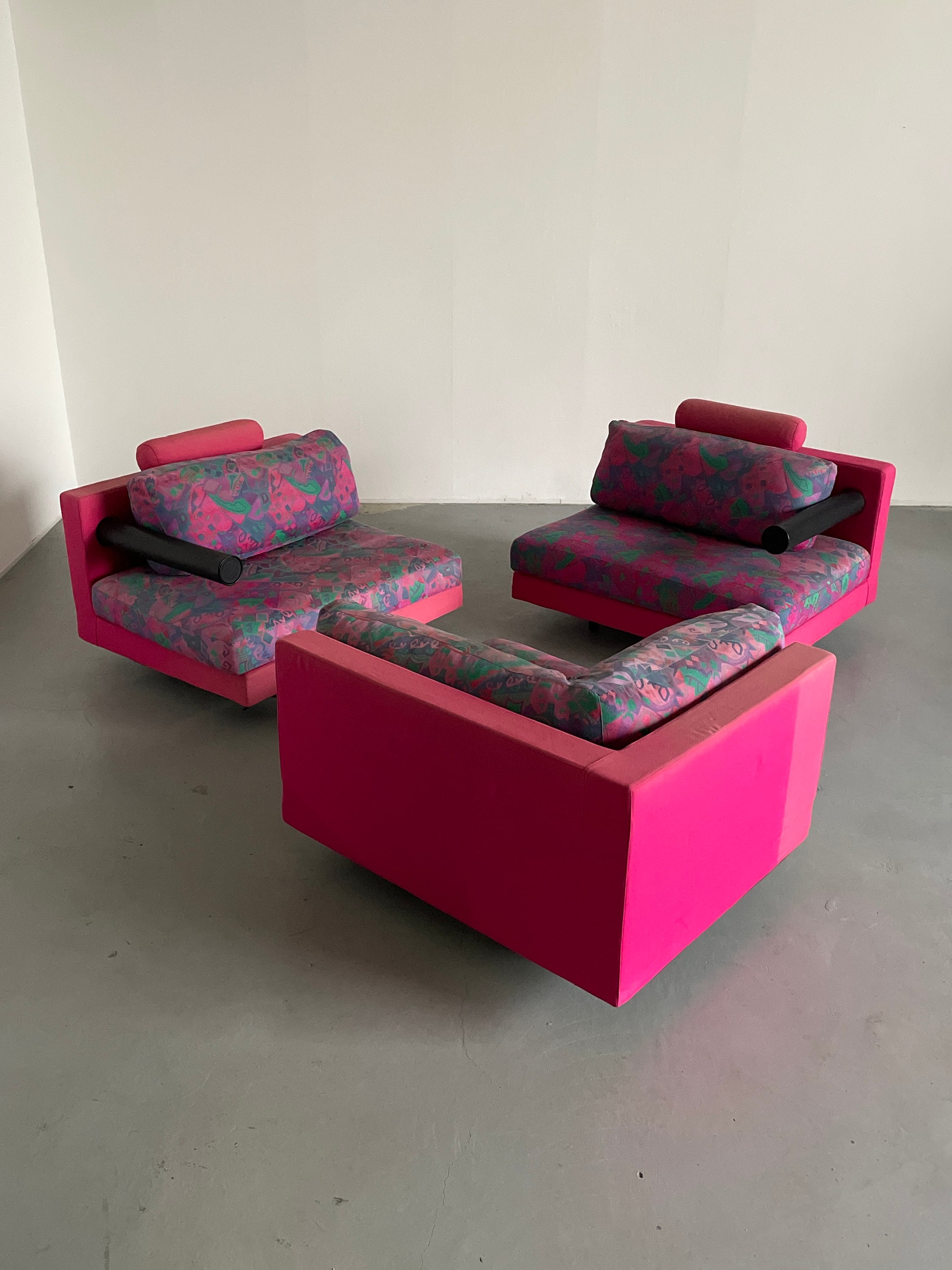 Memphis Design Postmodern 'Sity' Modular Sectional Sofa, Antonio Citterio for B&B Italia, 1972 / Rare and Early Original Production