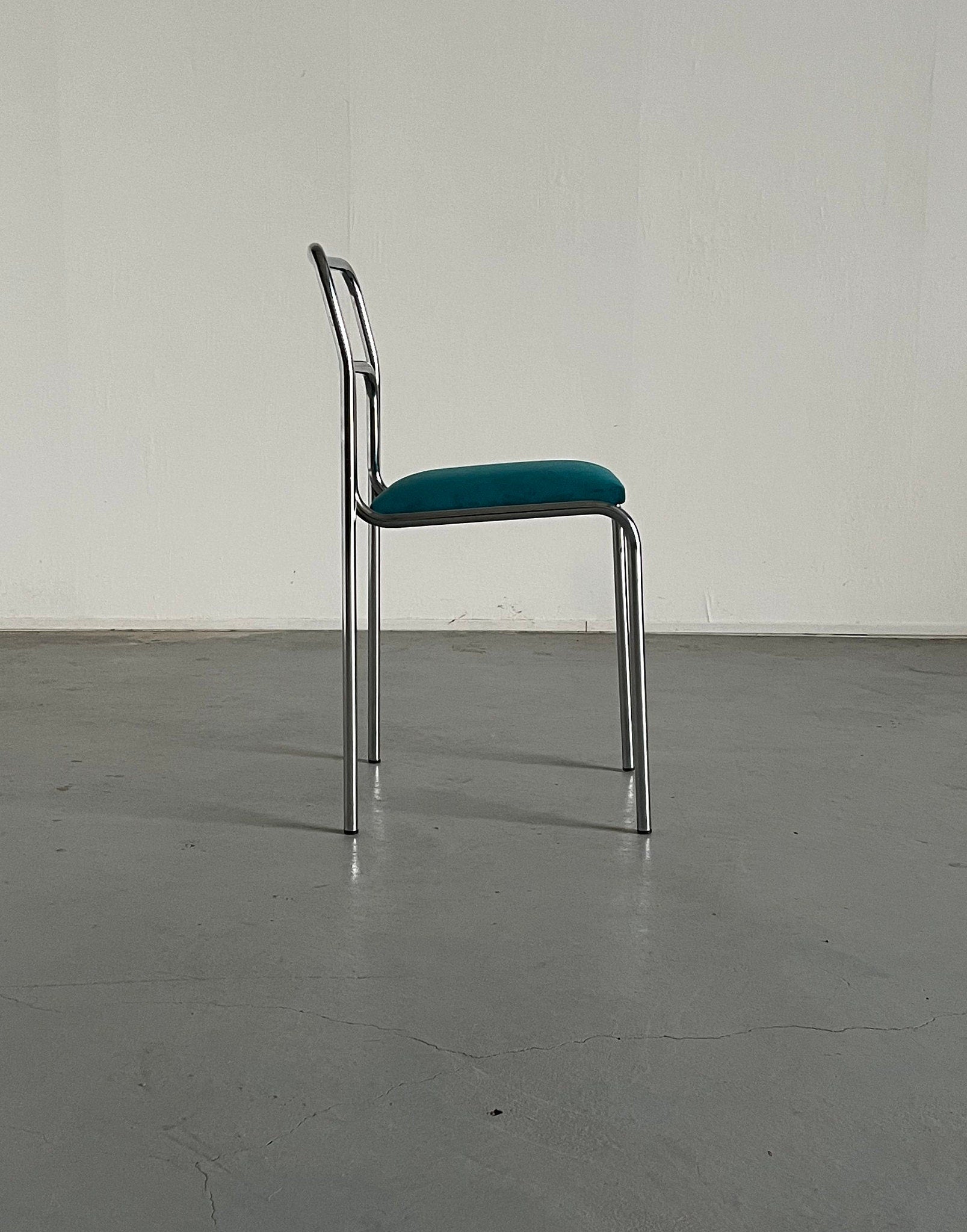 Italian Modernist Stackable Dining Chairs in Green Velvet, 1980s