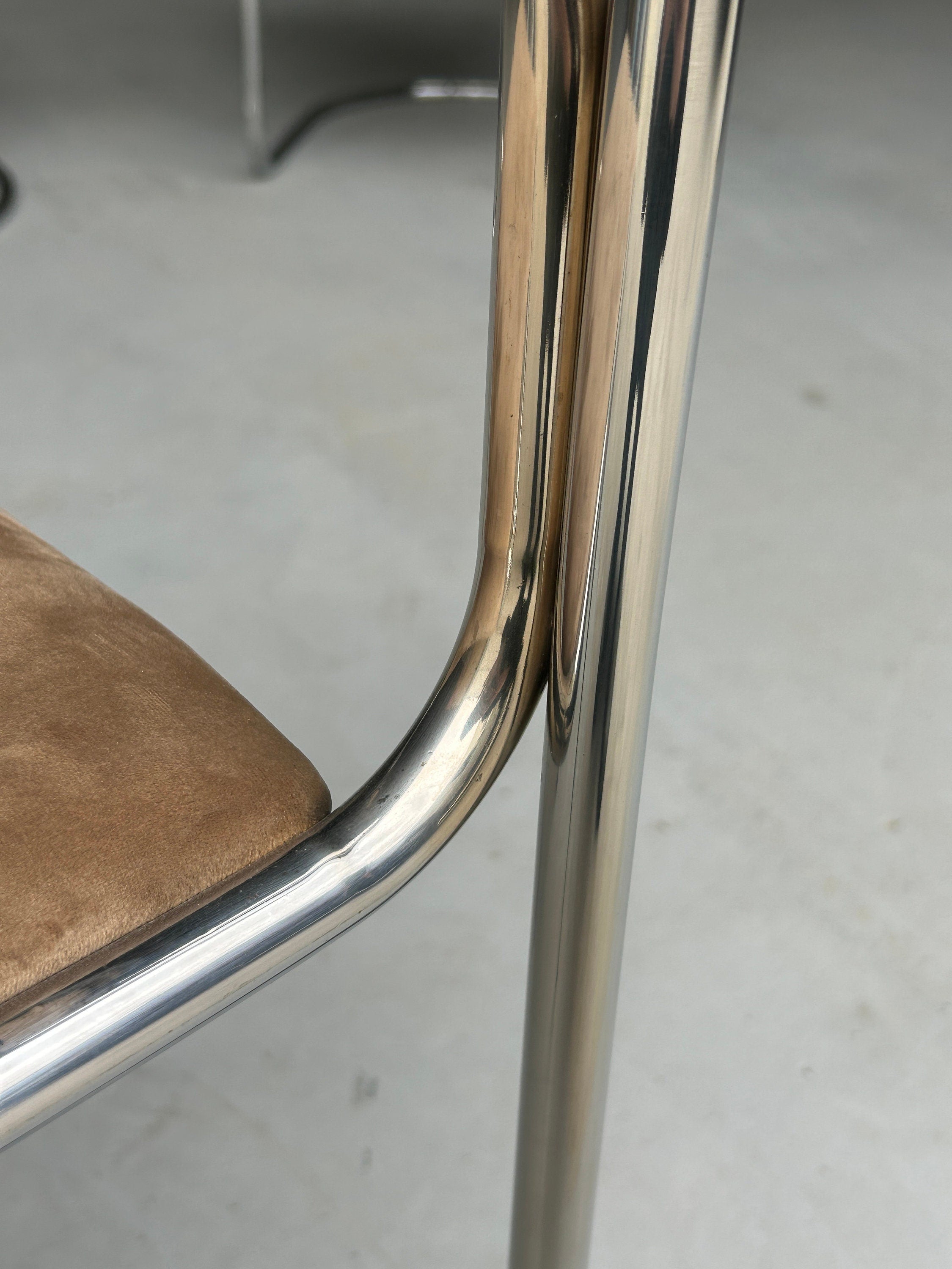 Bauhaus Design Chrome Tubular Steel and Beige Velvet Chairs, 1980s