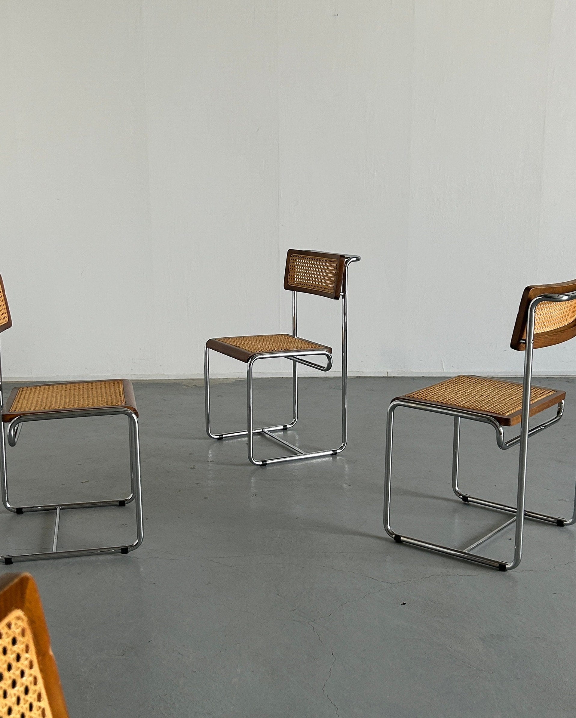 Set of 4 Mid-Century Modern Constructivist Dining Chairs in Bent Chrome Tubular Steel and Wicker Cane, Bauhaus Design, 1960s