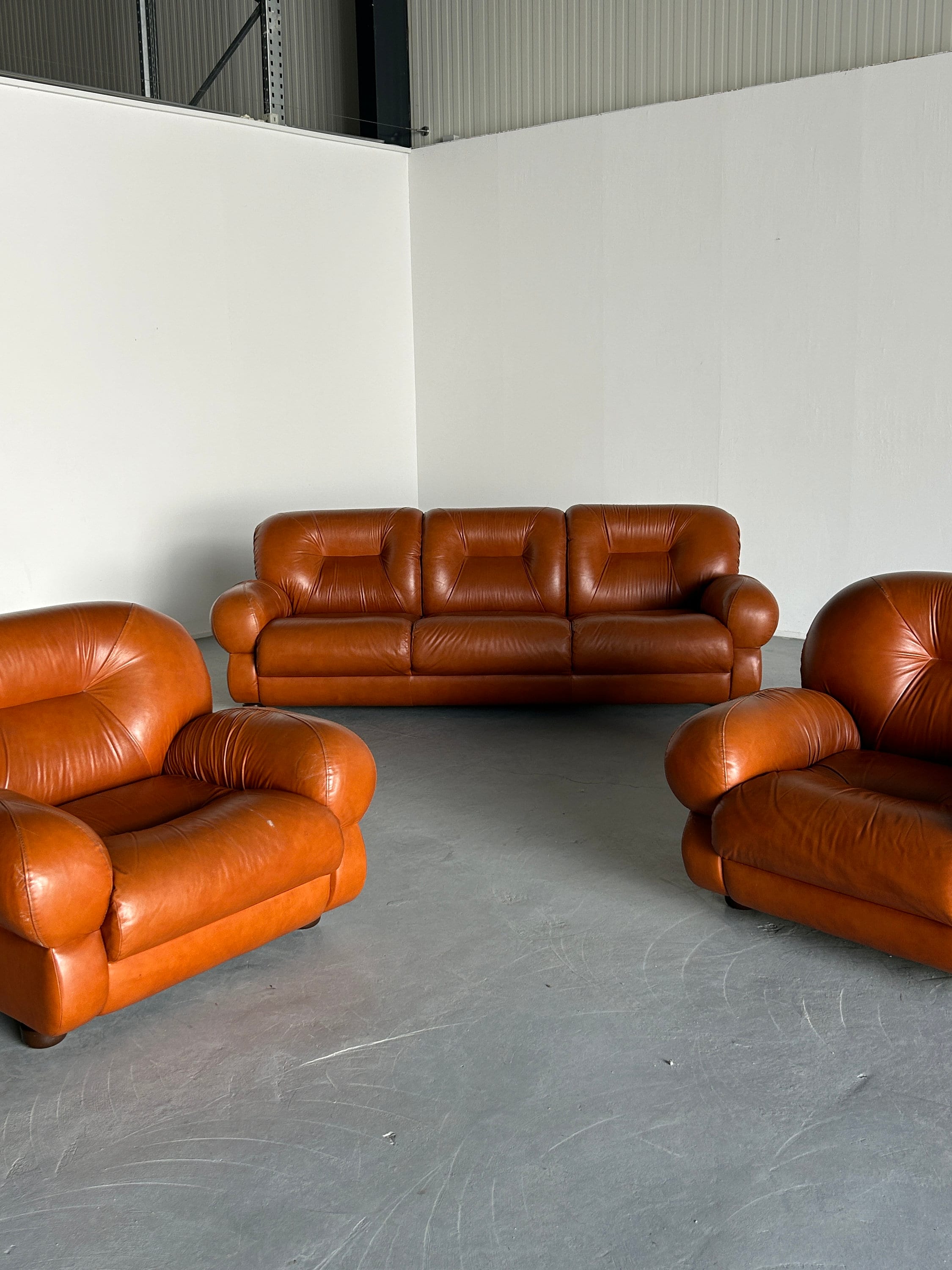 Ruched Cognac Leather Seating Set, 1970s Italy