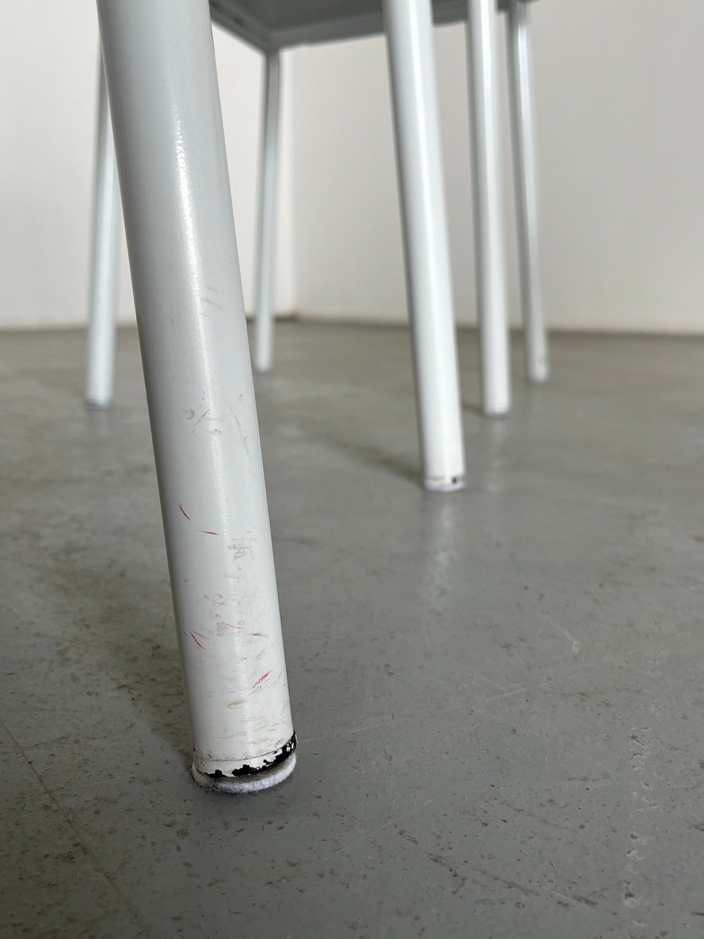 Set of 6 White Robert Mallet-Stevens Model No. 222 Stackable Chairs for Pallucco Italia, Iconic Functionalist Design, 1928