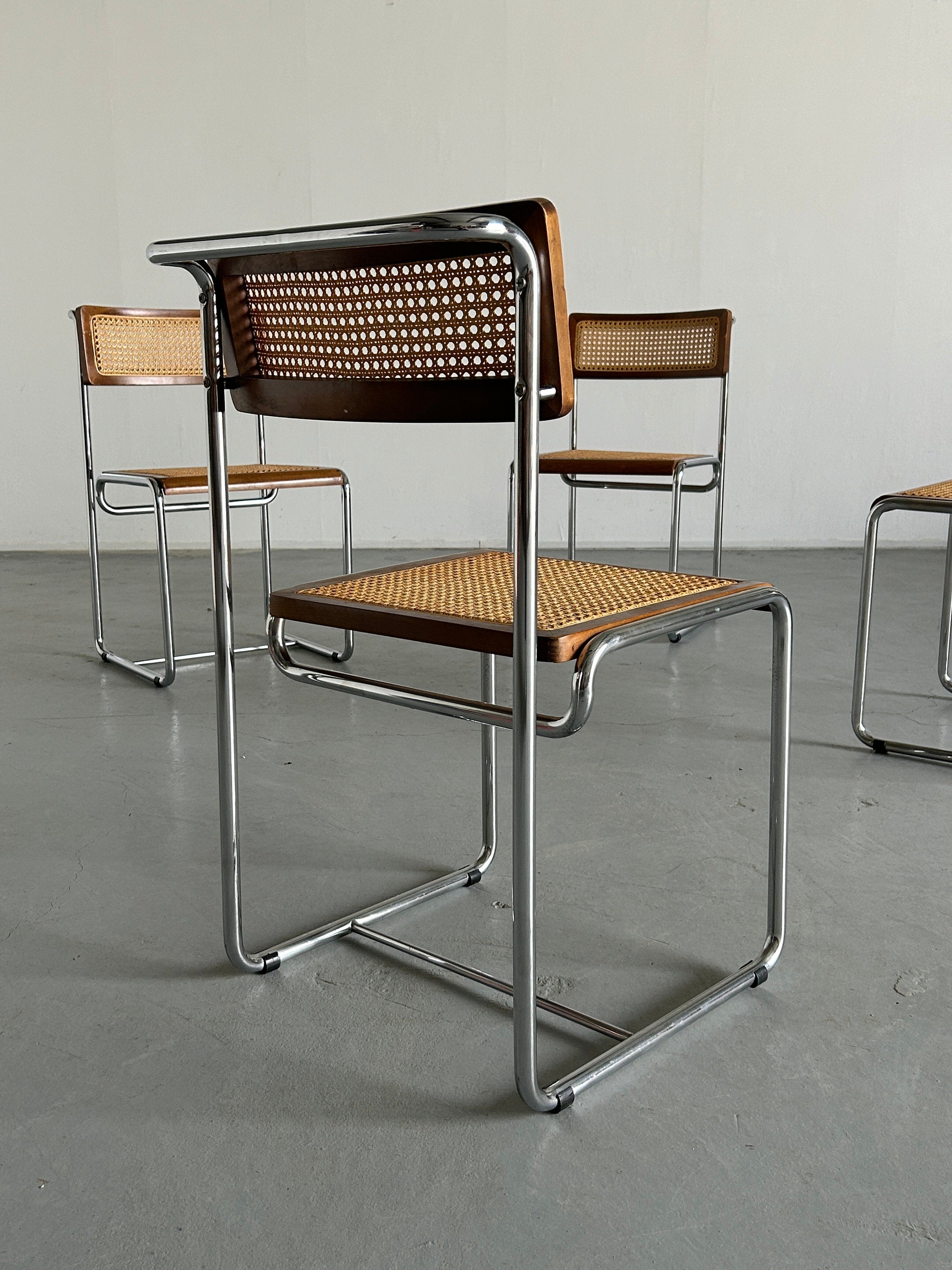 Set of 4 Mid-Century Modern Constructivist Dining Chairs in Bent Chrome Tubular Steel and Wicker Cane, Bauhaus Design, 1960s