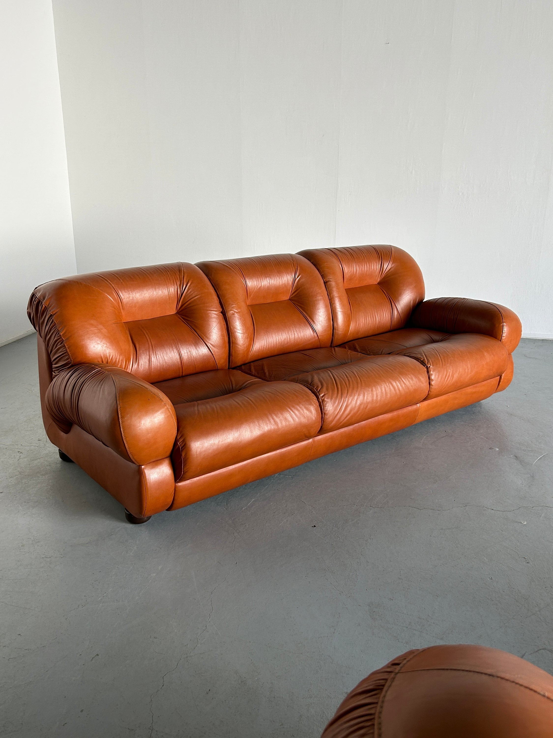 Ruched Cognac Leather Seating Set, 1970s Italy