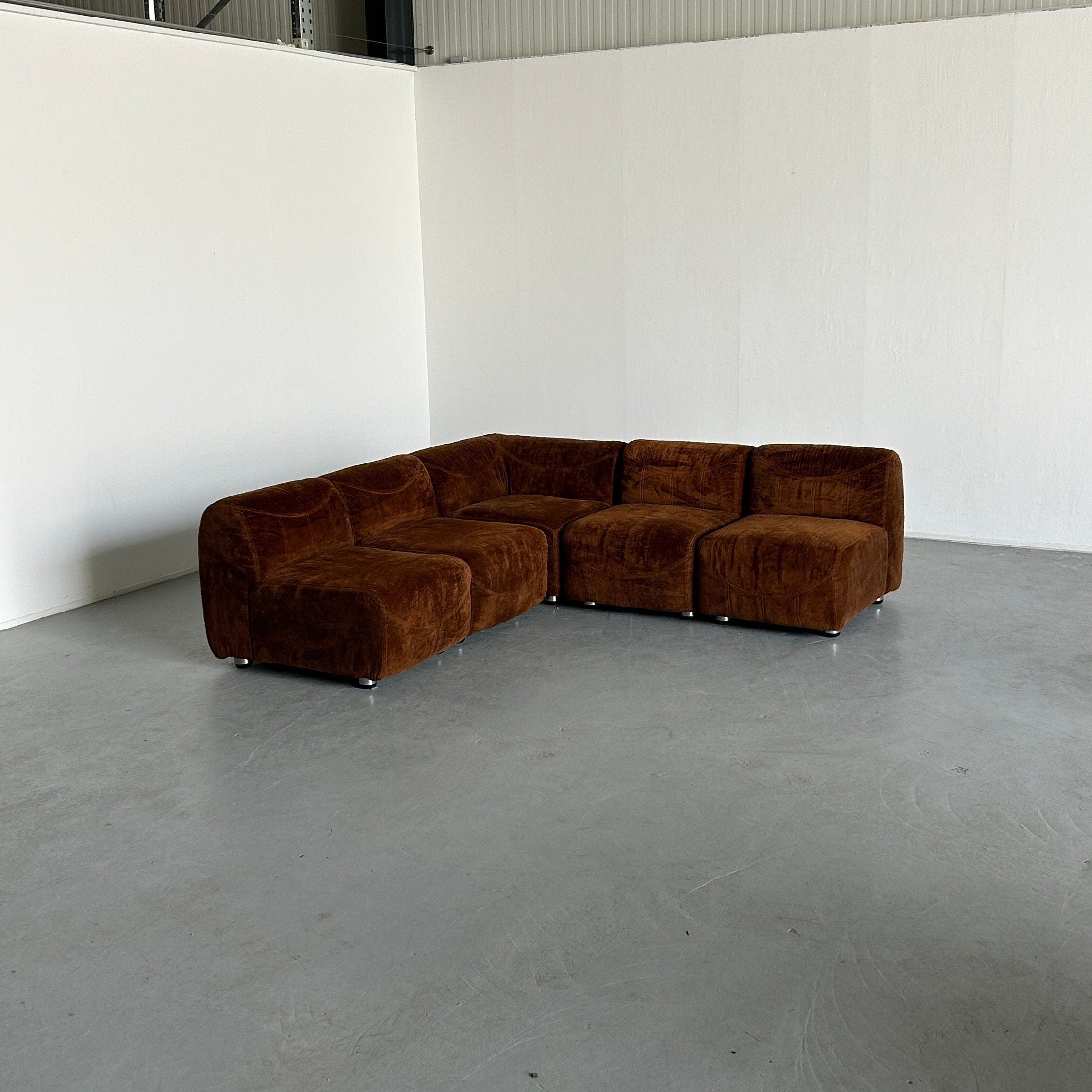 Mid-Century Modern Modular Corner Sofa Brown Velvet Fabric, 1970s Italy