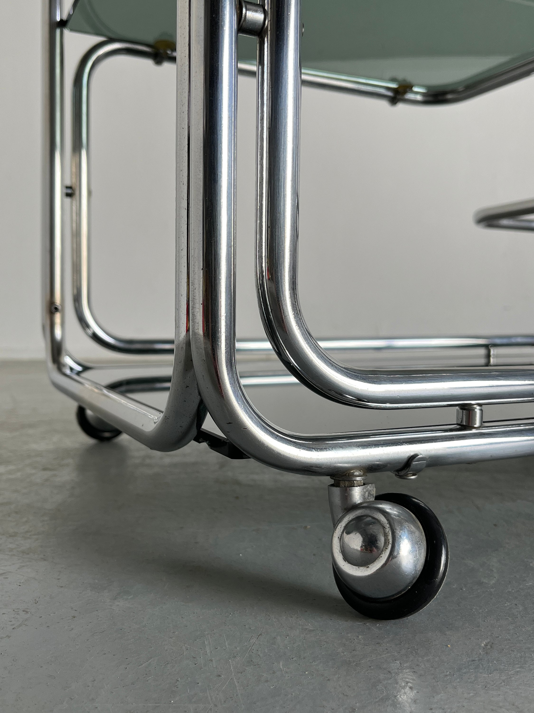 Mid-Century-Modern Serving Trolley