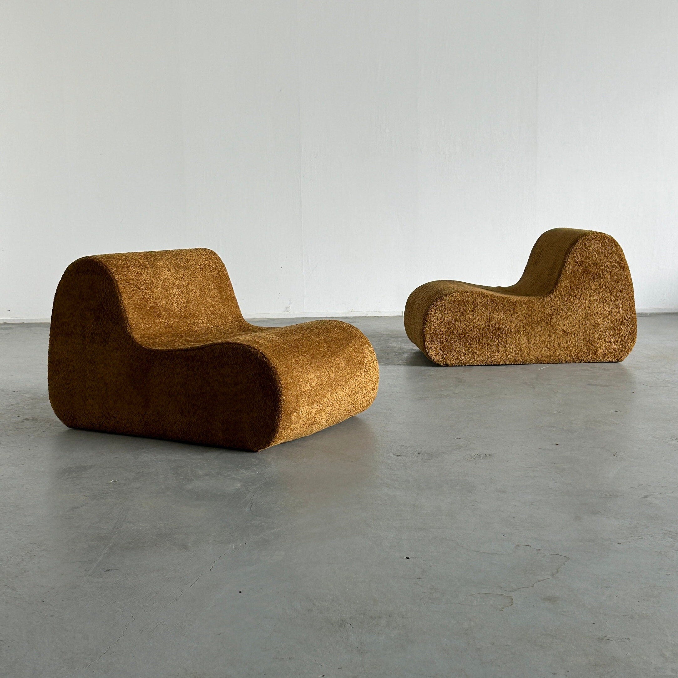 Italian Mid-Century-Modern Club Chair in Ochre Boucle, 1970s Italy