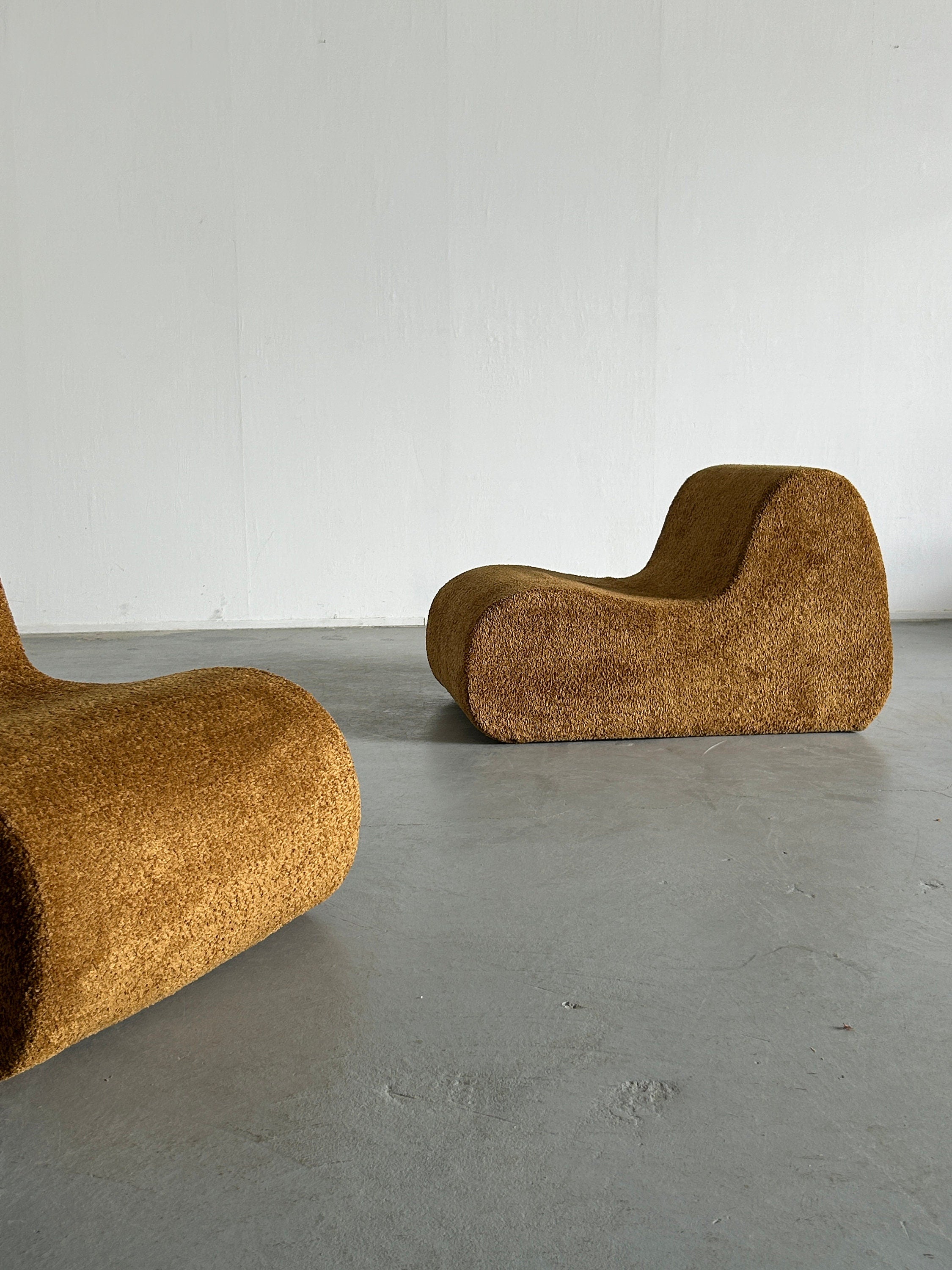 Italian Mid-Century-Modern Club Chair in Ochre Boucle, 1970s Italy