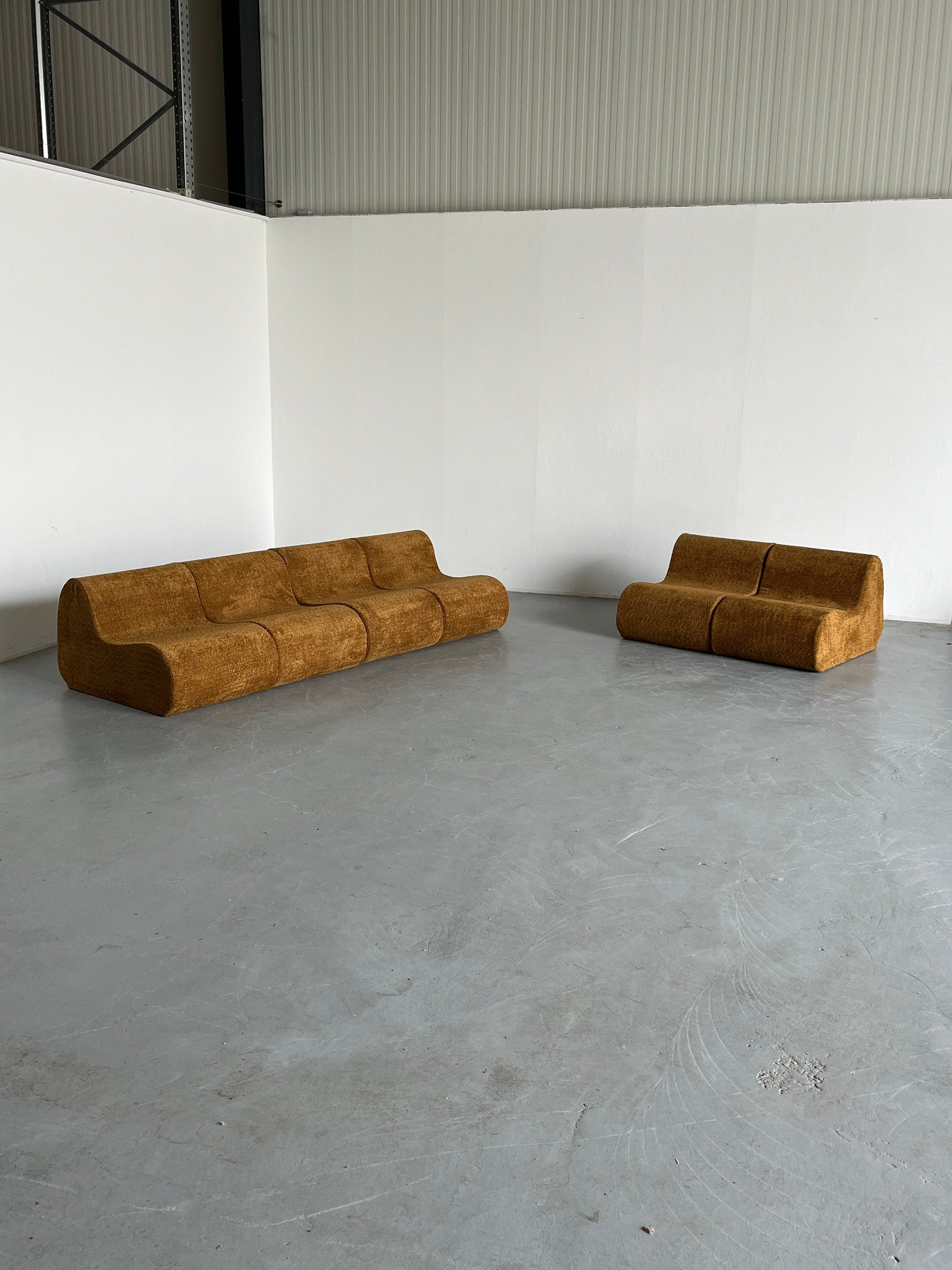 Italian Mid-Century-Modern Modular Sofa or Seating Set in Ochre Boucle, 1970s Italy