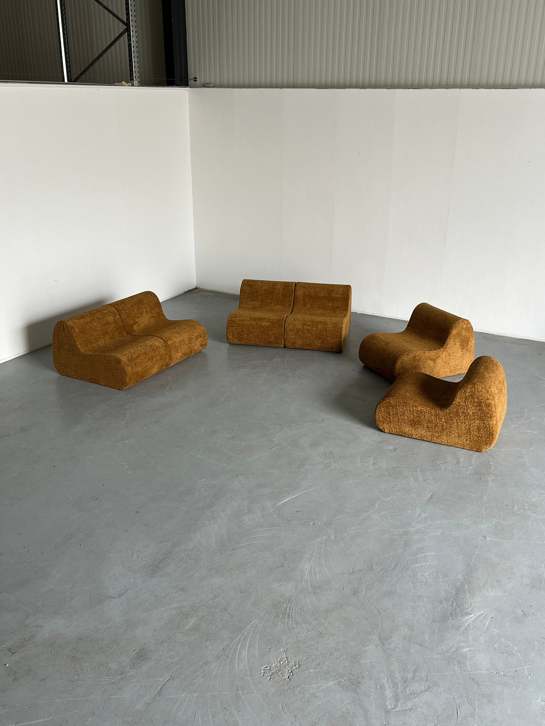 Italian Mid-Century-Modern Modular Sofa or Seating Set in Ochre Boucle, 1970s Italy