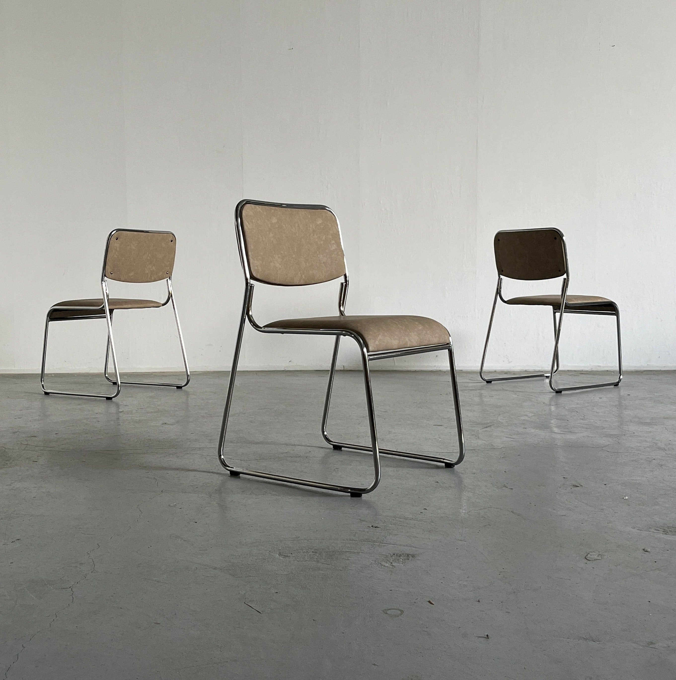 Bauhaus Chromed Steel and Beige Faux Leather Dining Chairs, 1990s