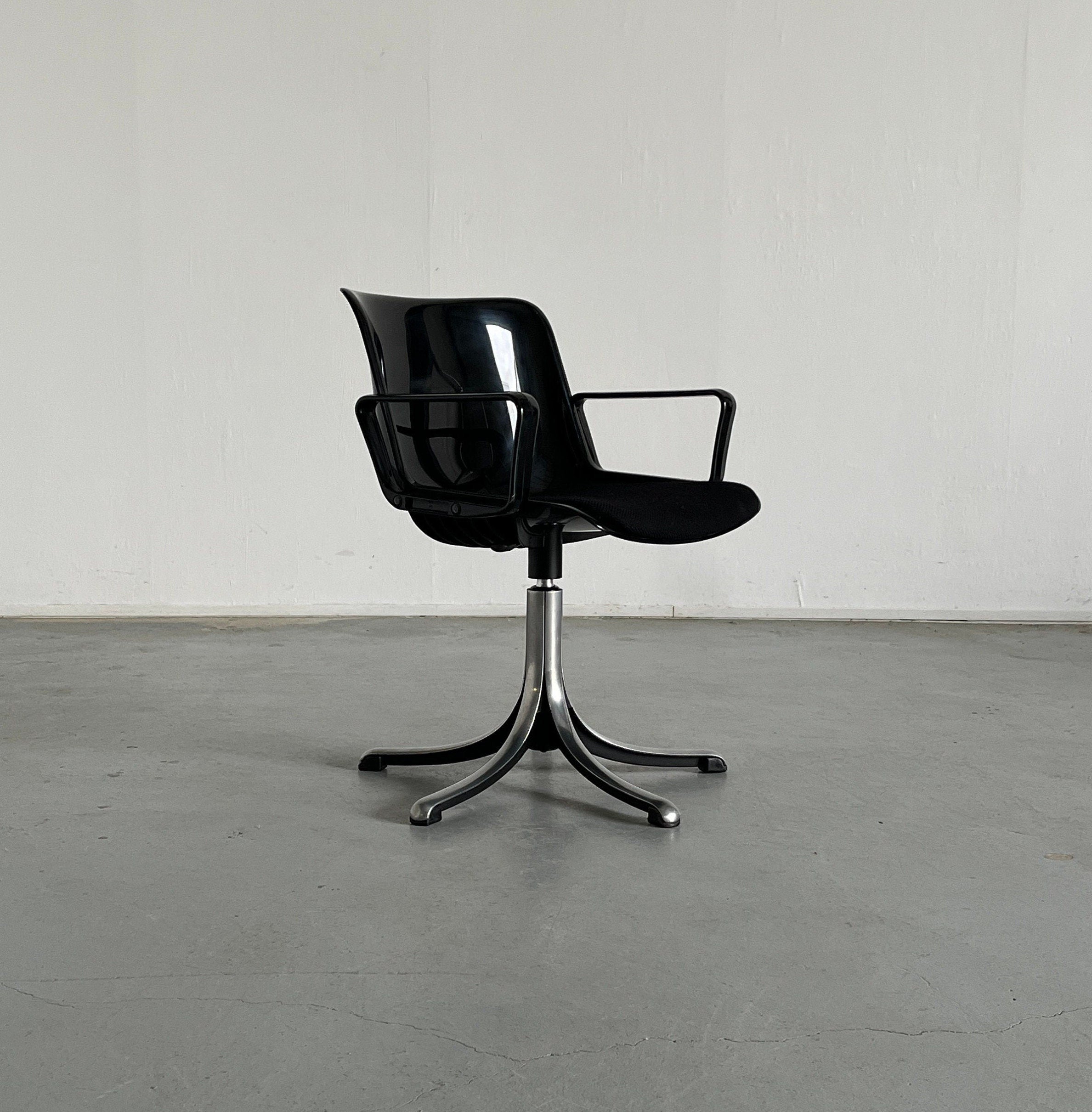 Modus Armchair by Osvaldo Borsani for Tecno, Italy 70s