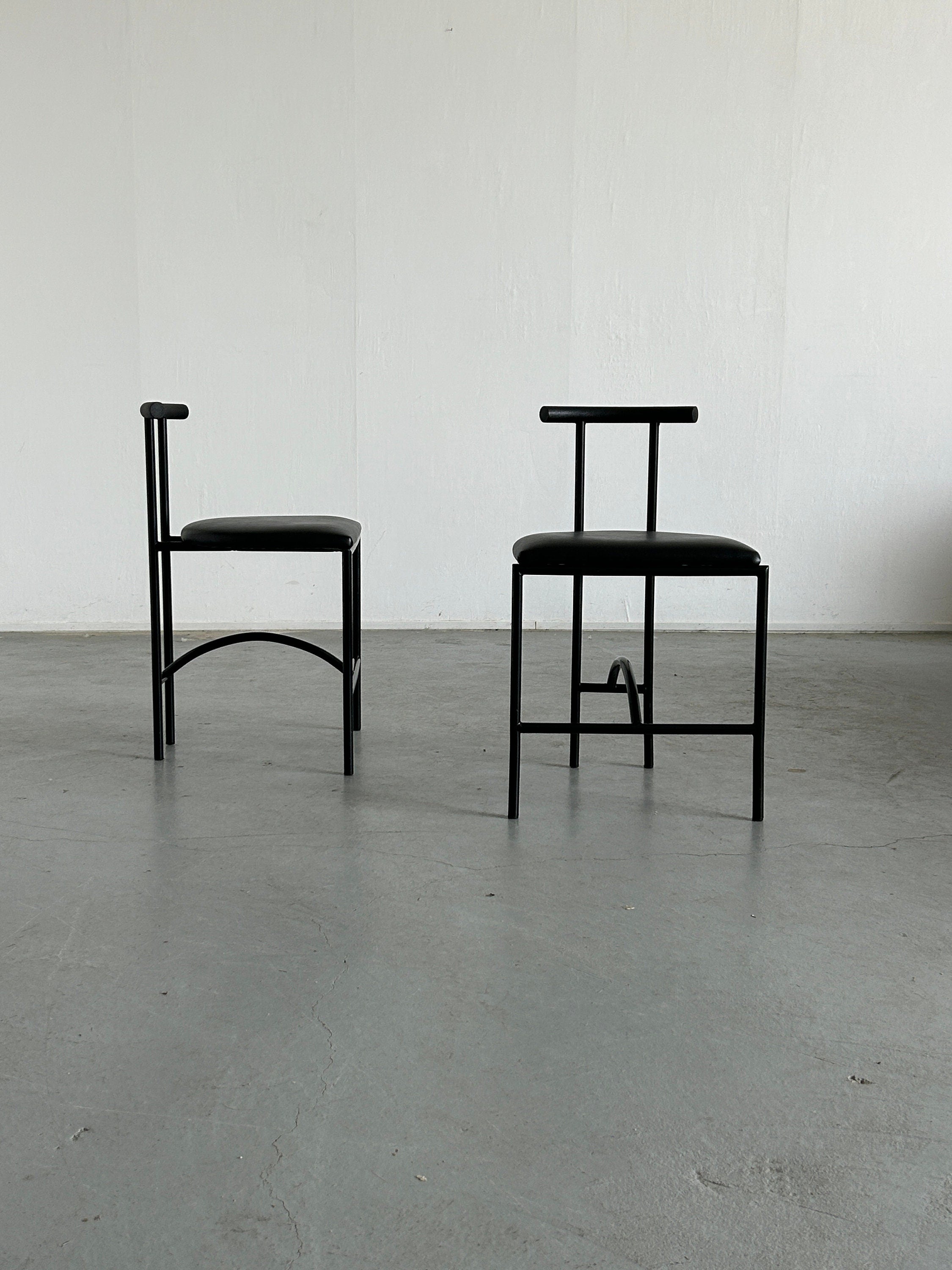Pair of 'Tokyo' Chairs by Rodney Kinsman for Bieffeplast, 1980s Italy