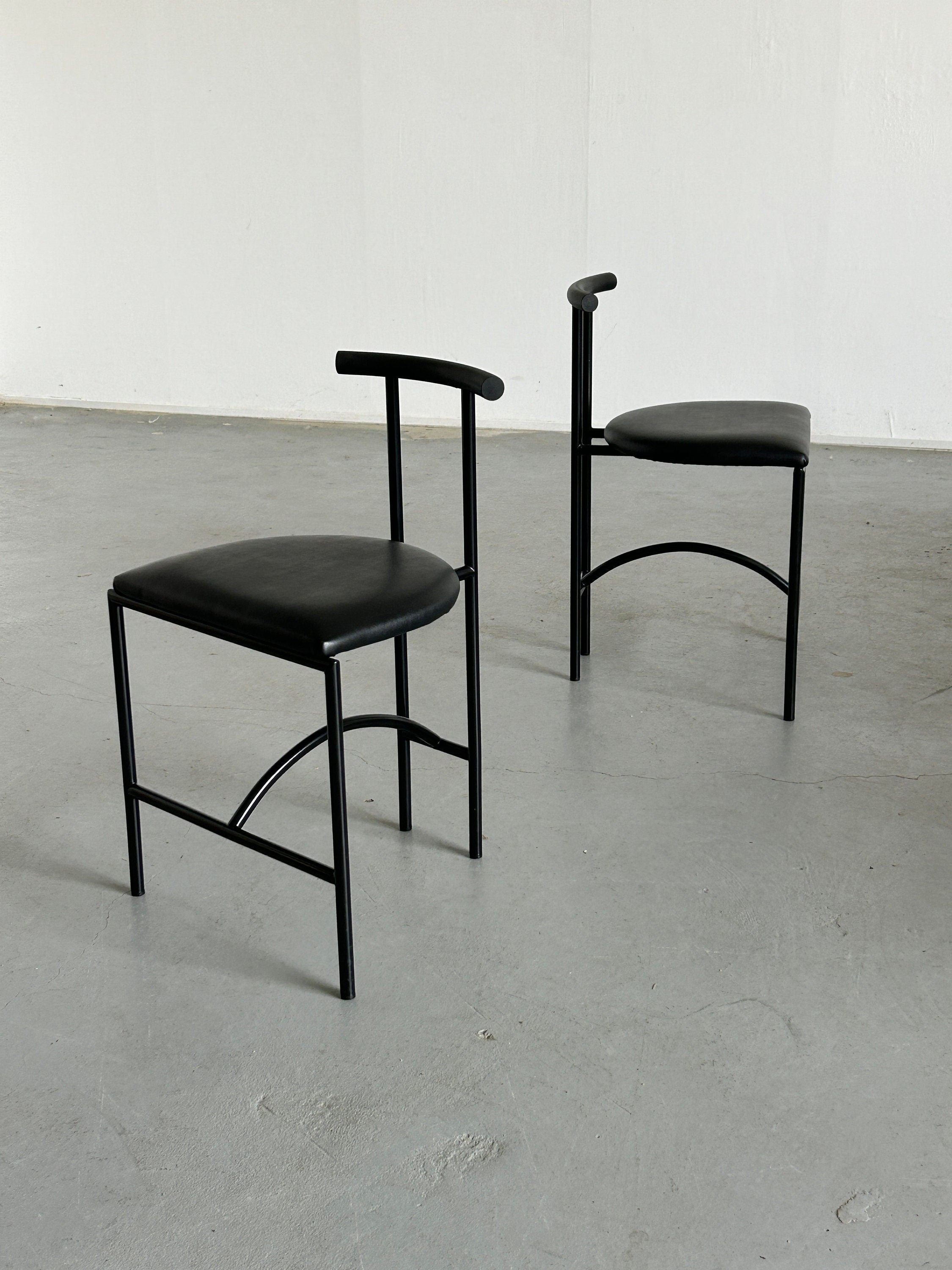 Pair of 'Tokyo' Chairs by Rodney Kinsman for Bieffeplast, 1980s Italy