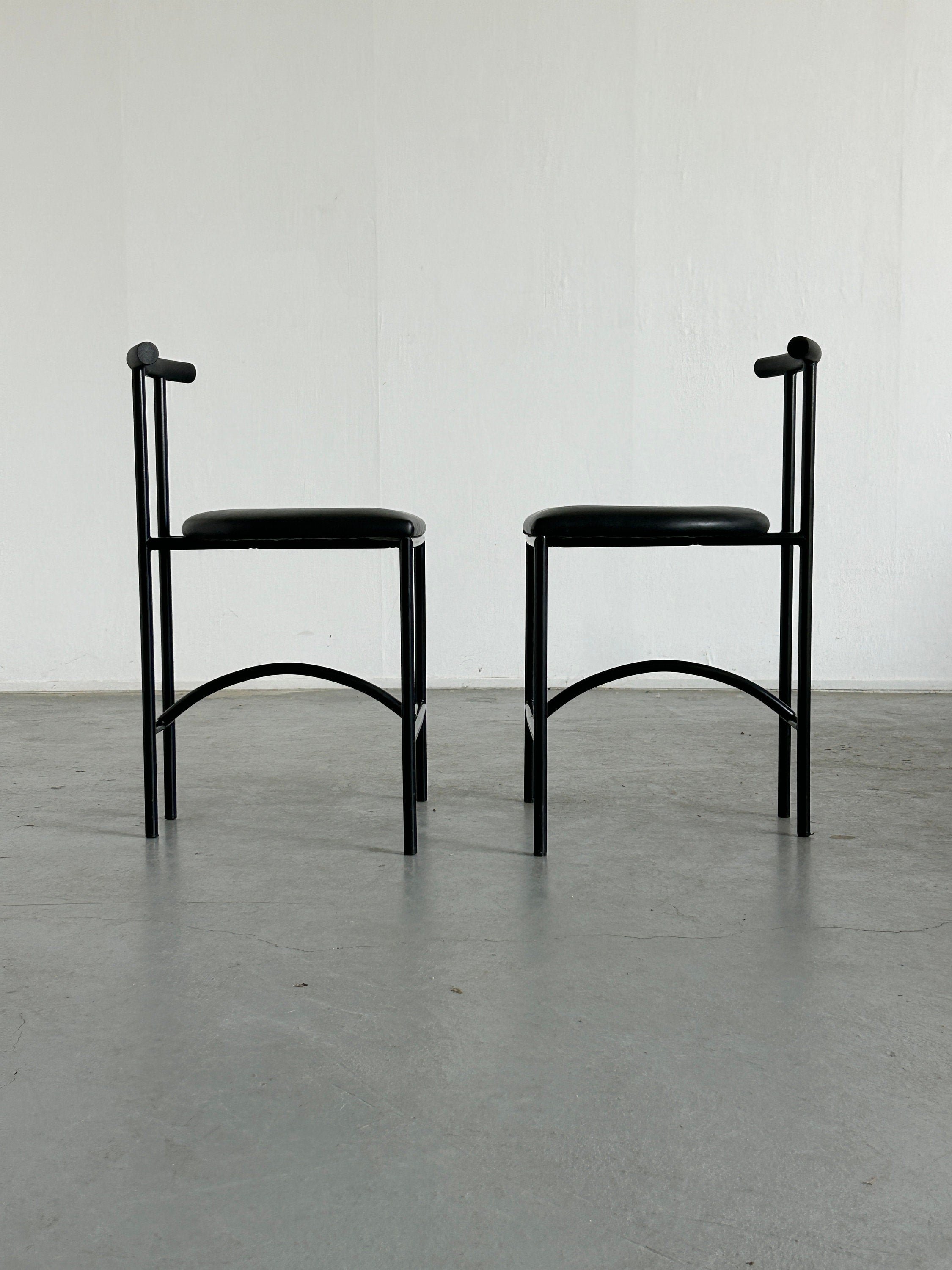 Pair of 'Tokyo' Chairs by Rodney Kinsman for Bieffeplast, 1980s Italy
