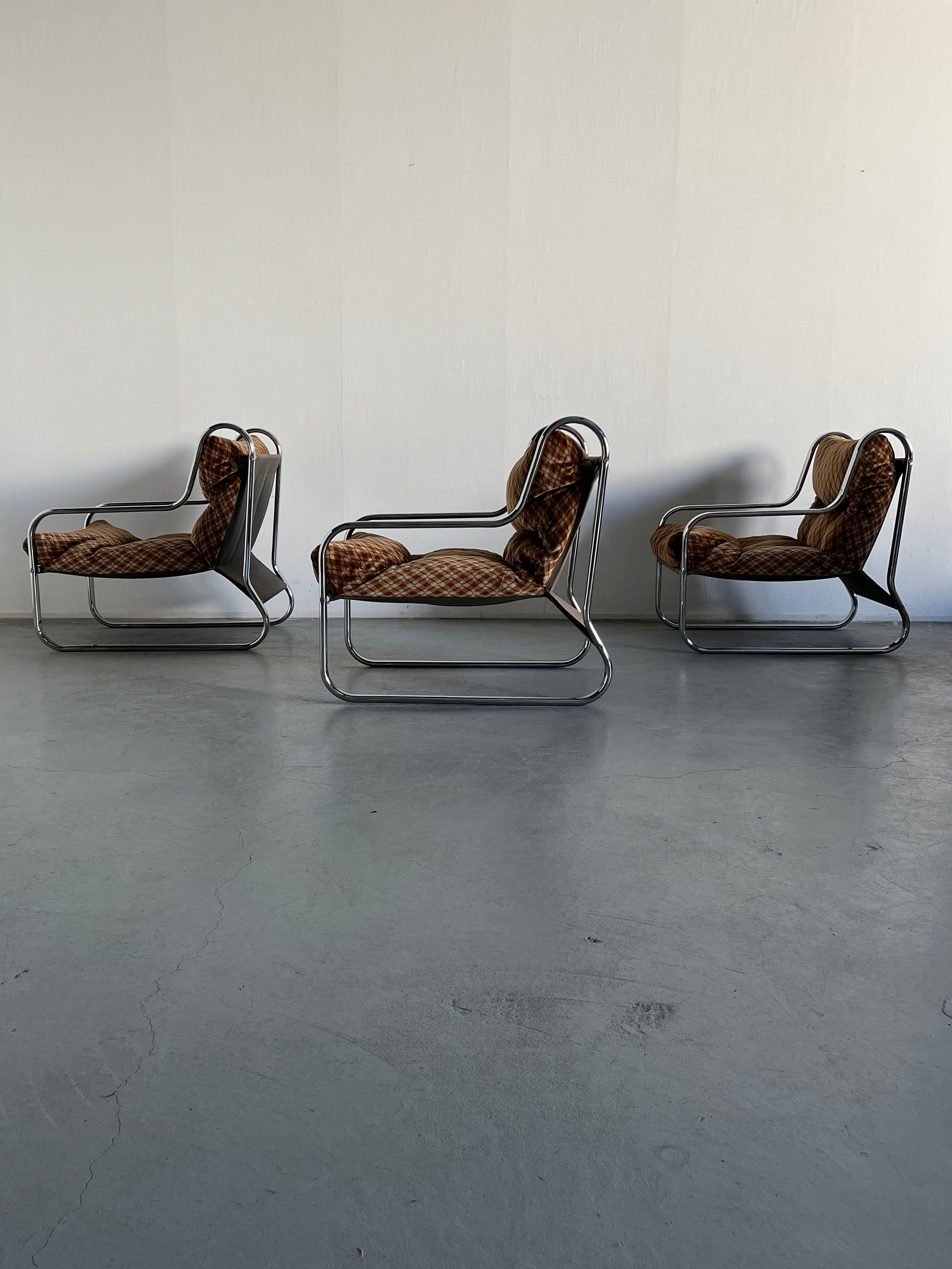 Mid-Century Lounge Chairs in Argyle Wool and Chromed Steel, 1970s