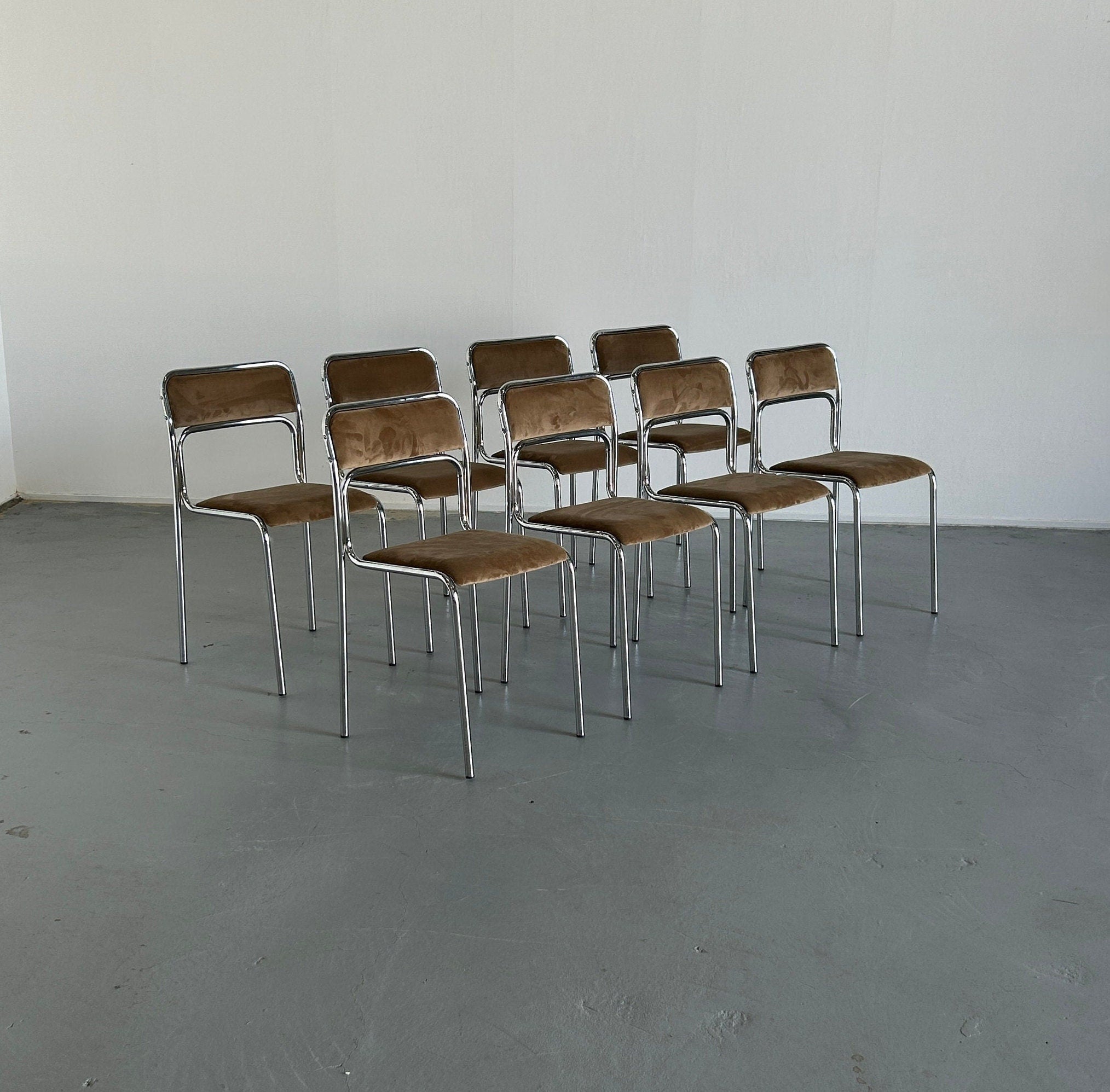 Bauhaus Design Chrome Tubular Steel and Beige Velvet Chairs, 1980s