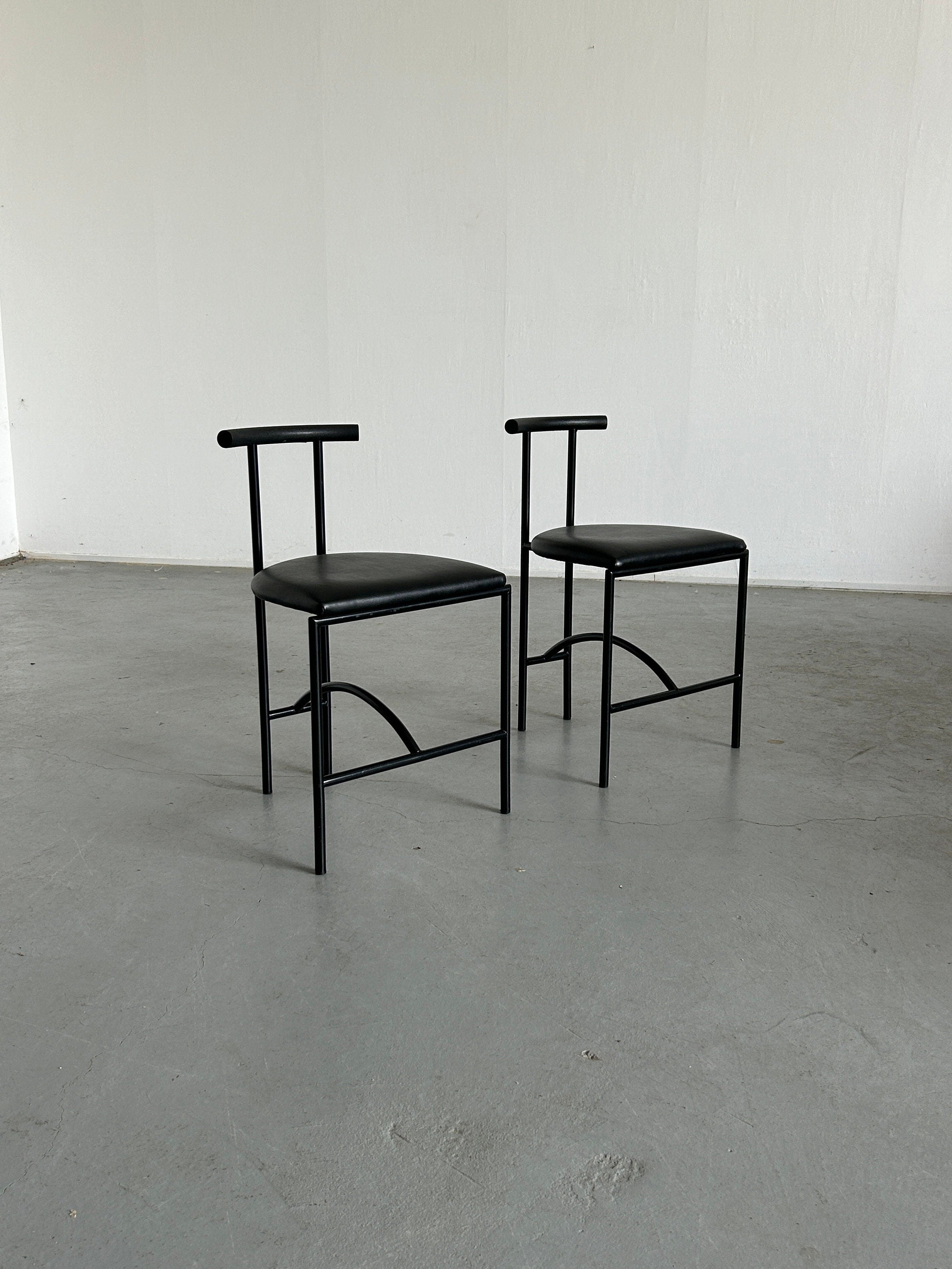 Pair of 'Tokyo' Chairs by Rodney Kinsman for Bieffeplast, 1980s Italy