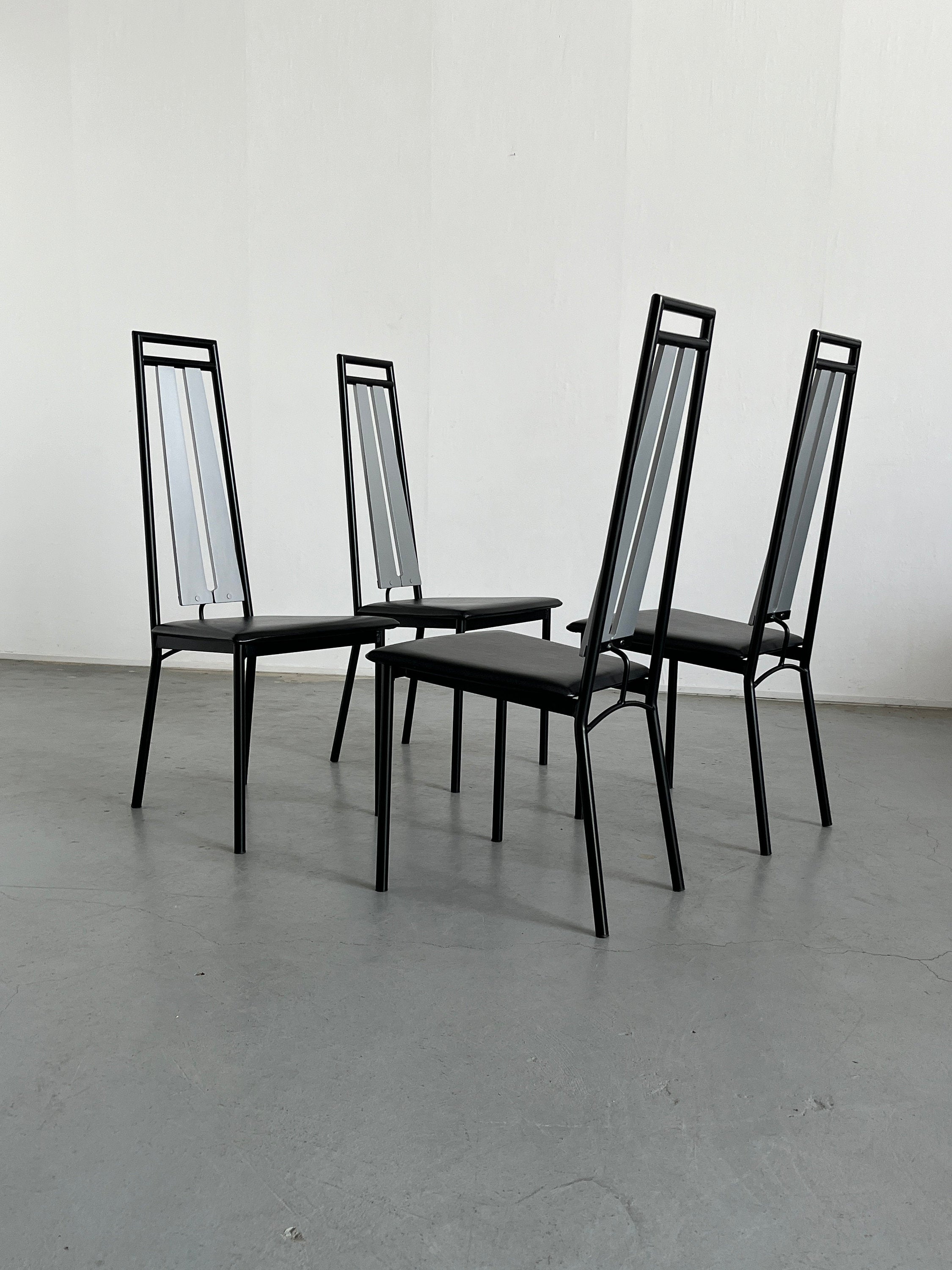 Set of 4 Brutalist High Back Dining Chairs, Italy 1980s