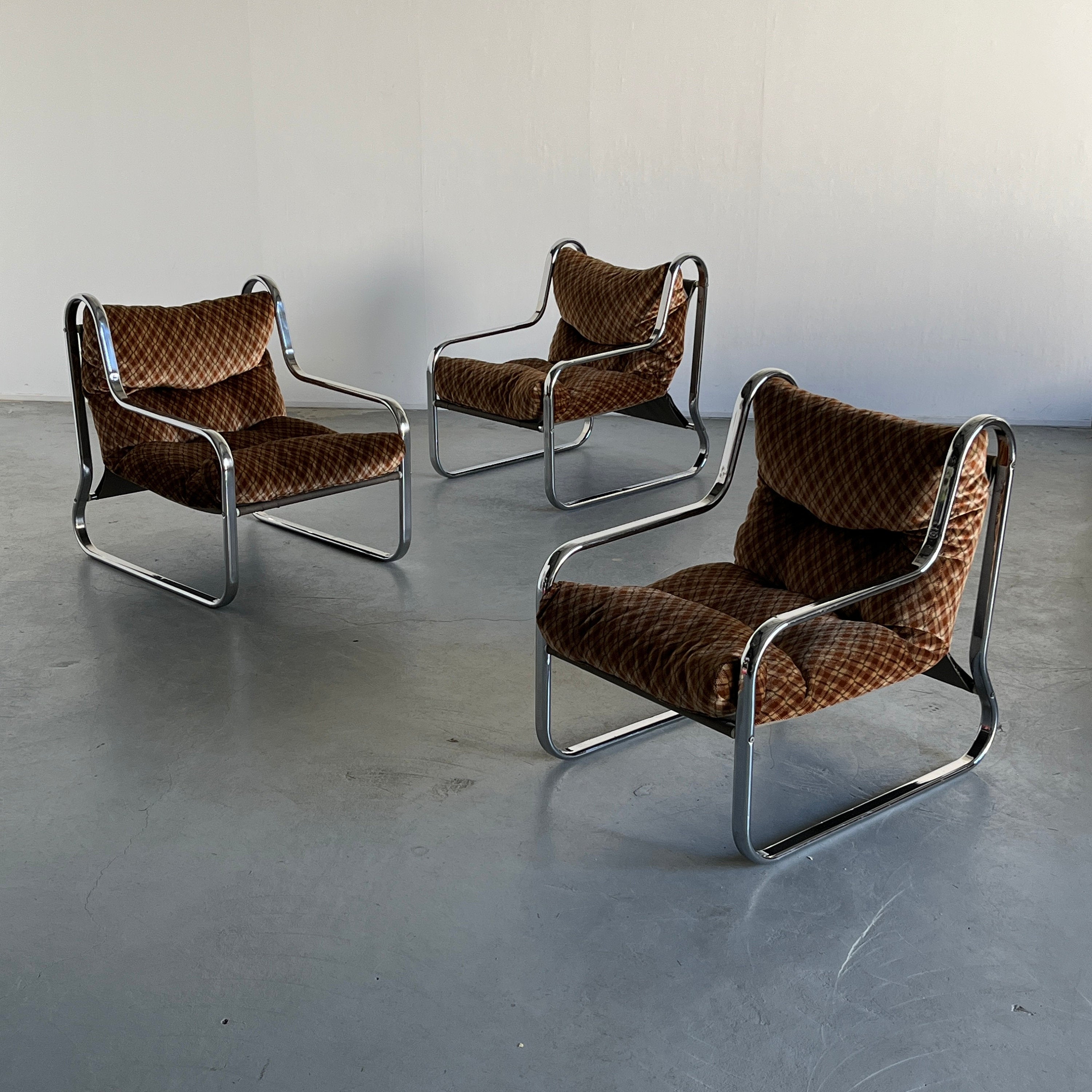 Mid-Century Lounge Chairs in Argyle Wool and Chromed Steel, 1970s