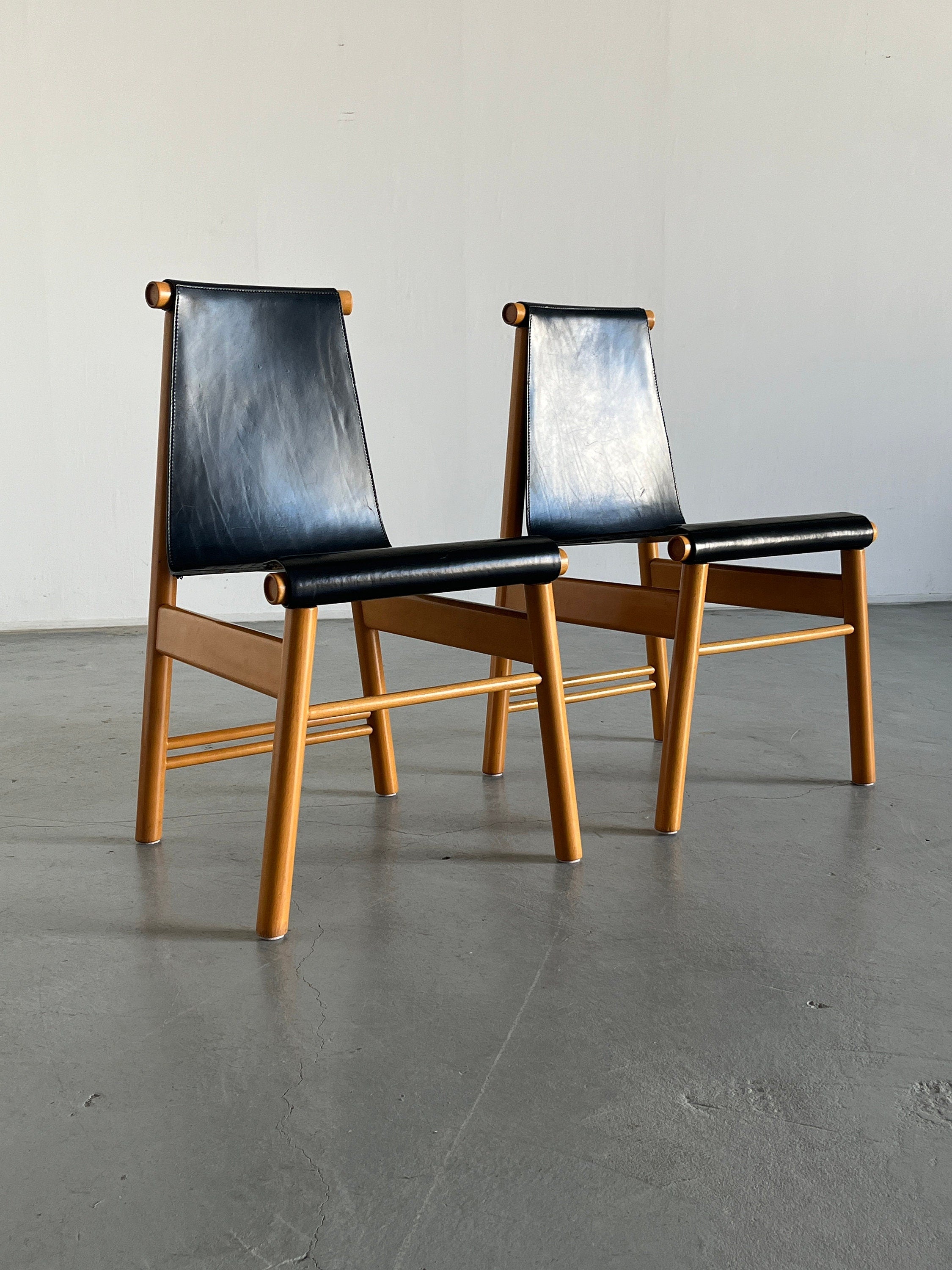 Pair of Sculptural Mid-Century Chairs, Leather and Wood, 1970s Italy