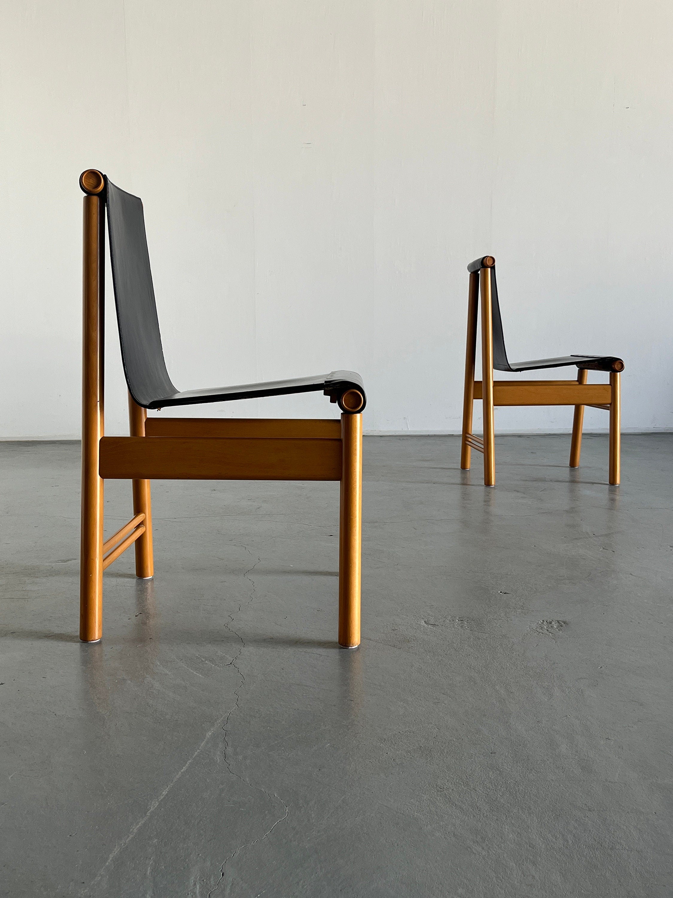 Pair of Sculptural Mid-Century Chairs, Leather and Wood, 1970s Italy