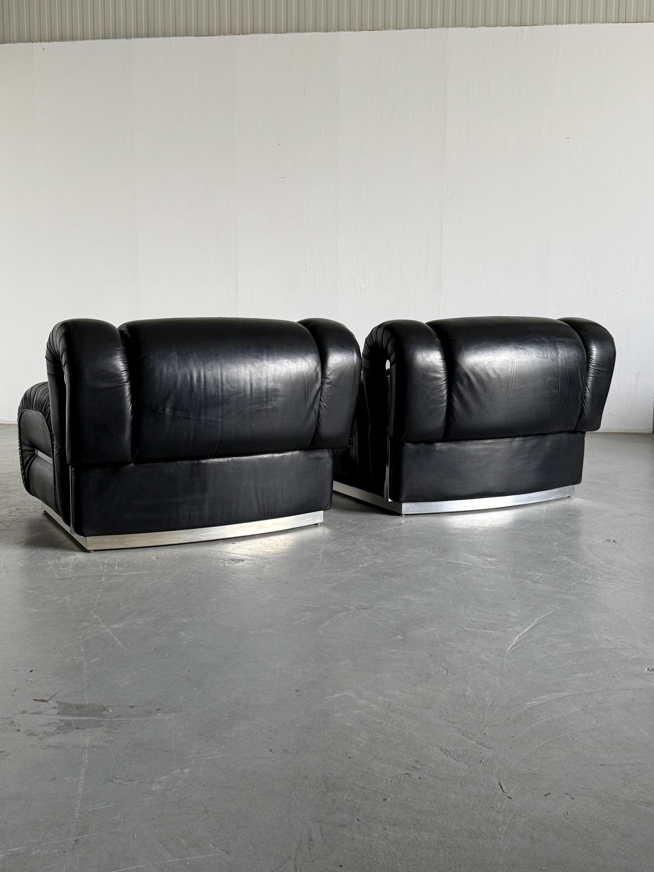 Pair of Italian Space Age Sculptural Cloud Lounge Chairs