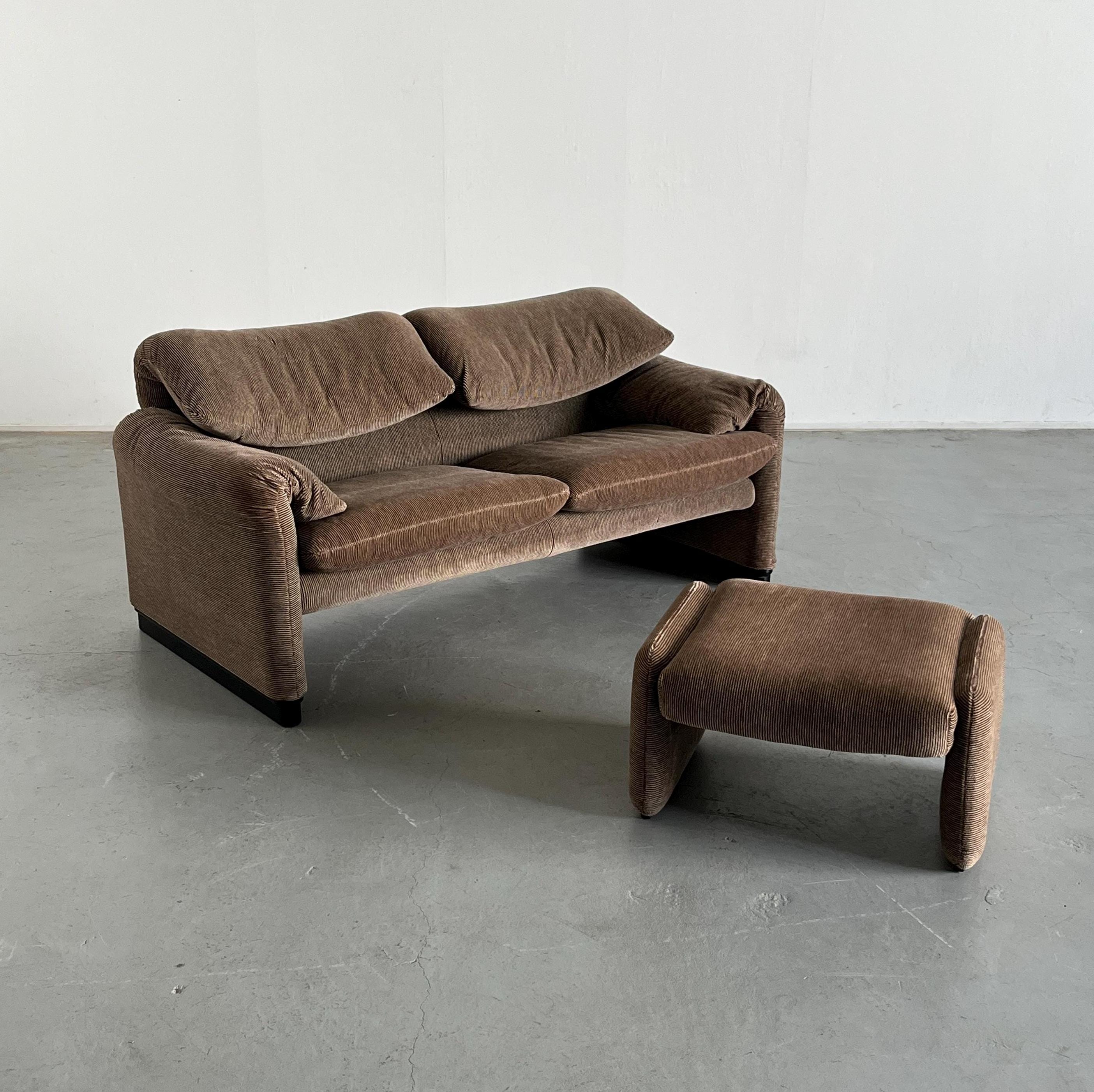 Vintage 'Maralunga' Iconic Seating Set by Vico Magistretti for Cassina