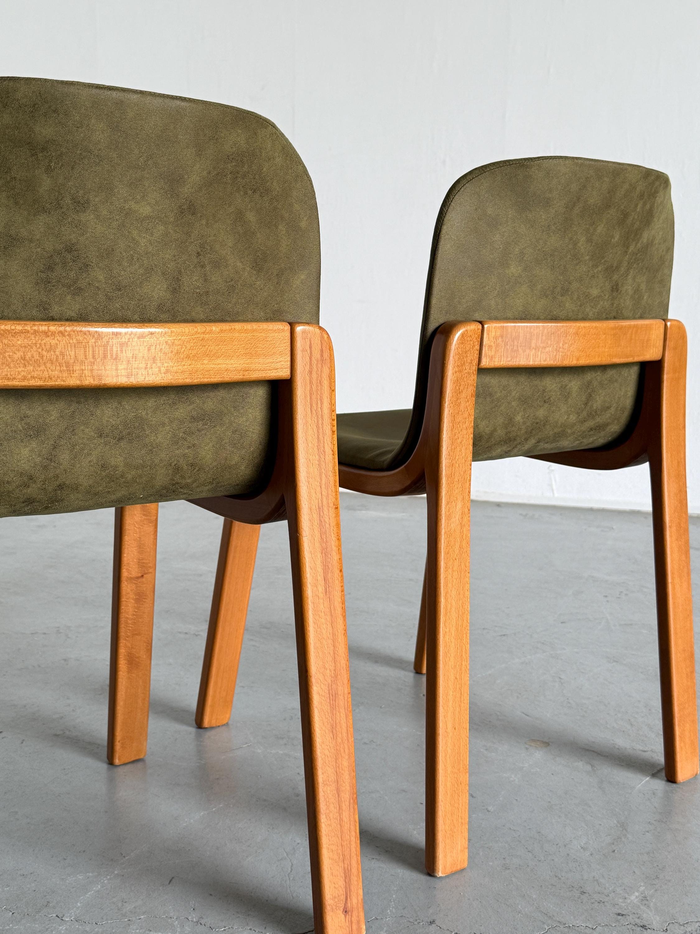 Pair of Elegant Bentwood Dining Chairs in Olive Green Padded Upholstery, 1970s