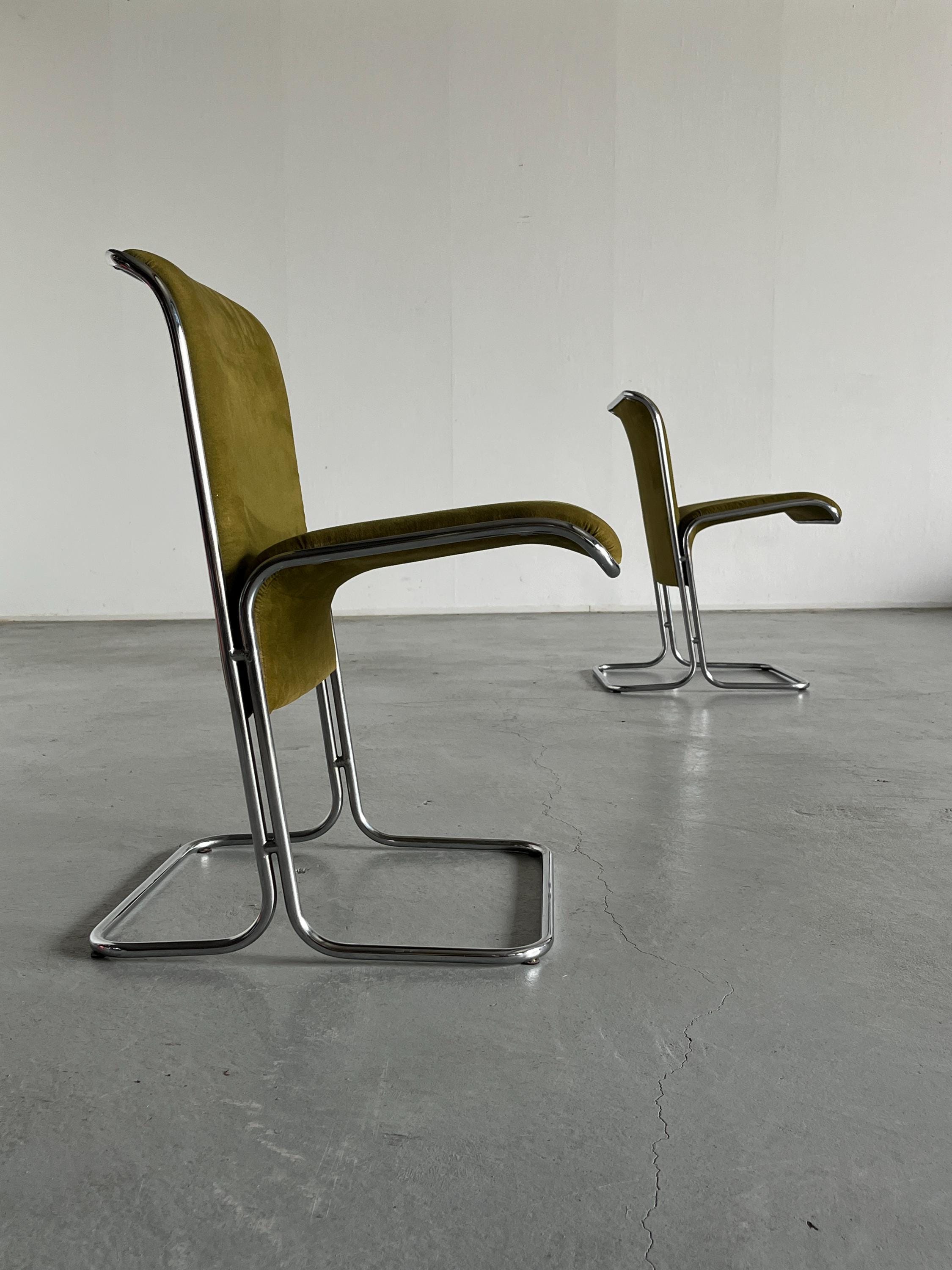 Pair of Mid-Century Modern "Calla" Dining Chairs by Antonio Ari Colombo for Arflex, Olive Green Velvet and Bent Chromed Steel, 1970s Italy