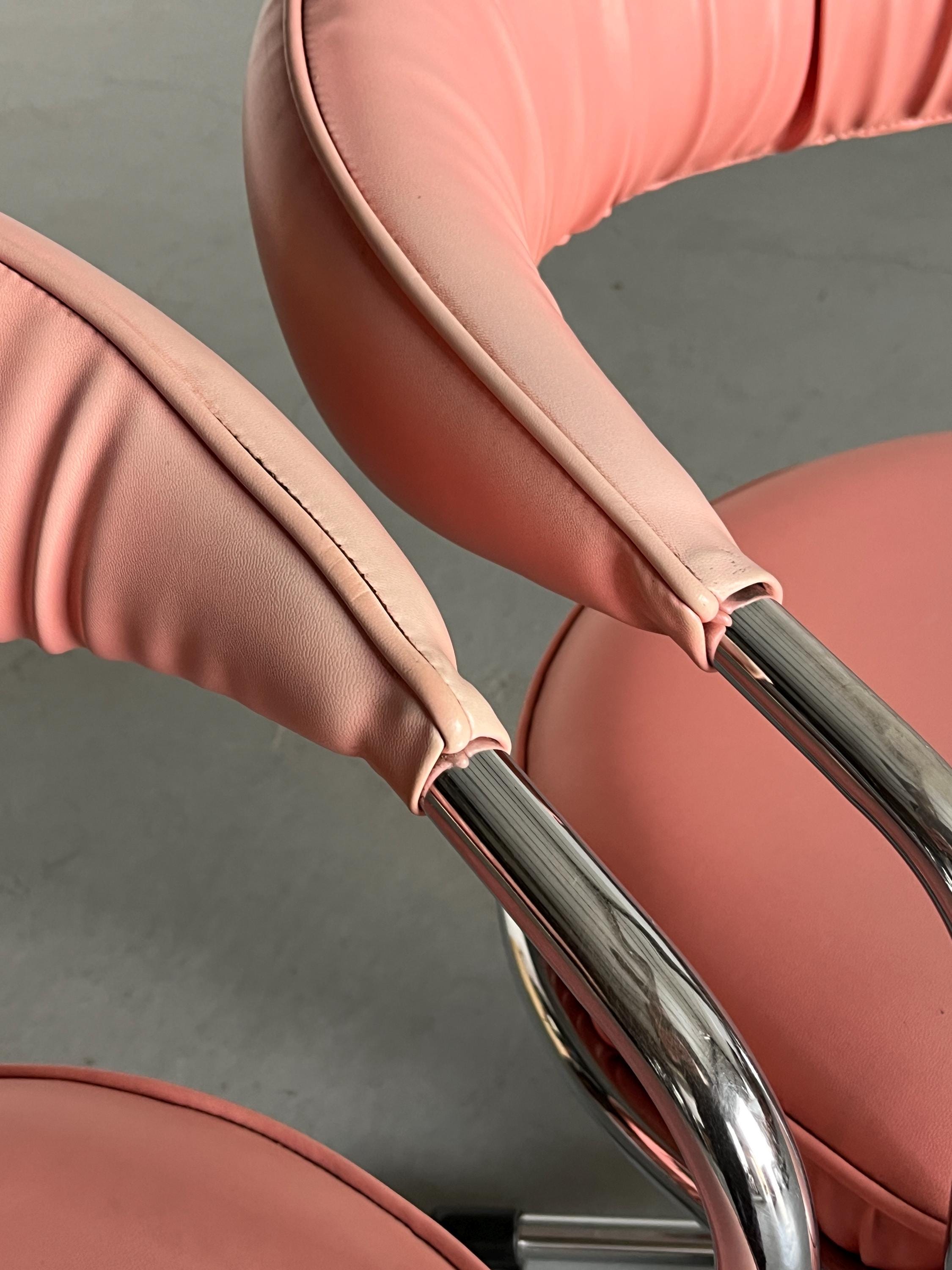 Swivel Armchairs in the style of Giotto Stoppino