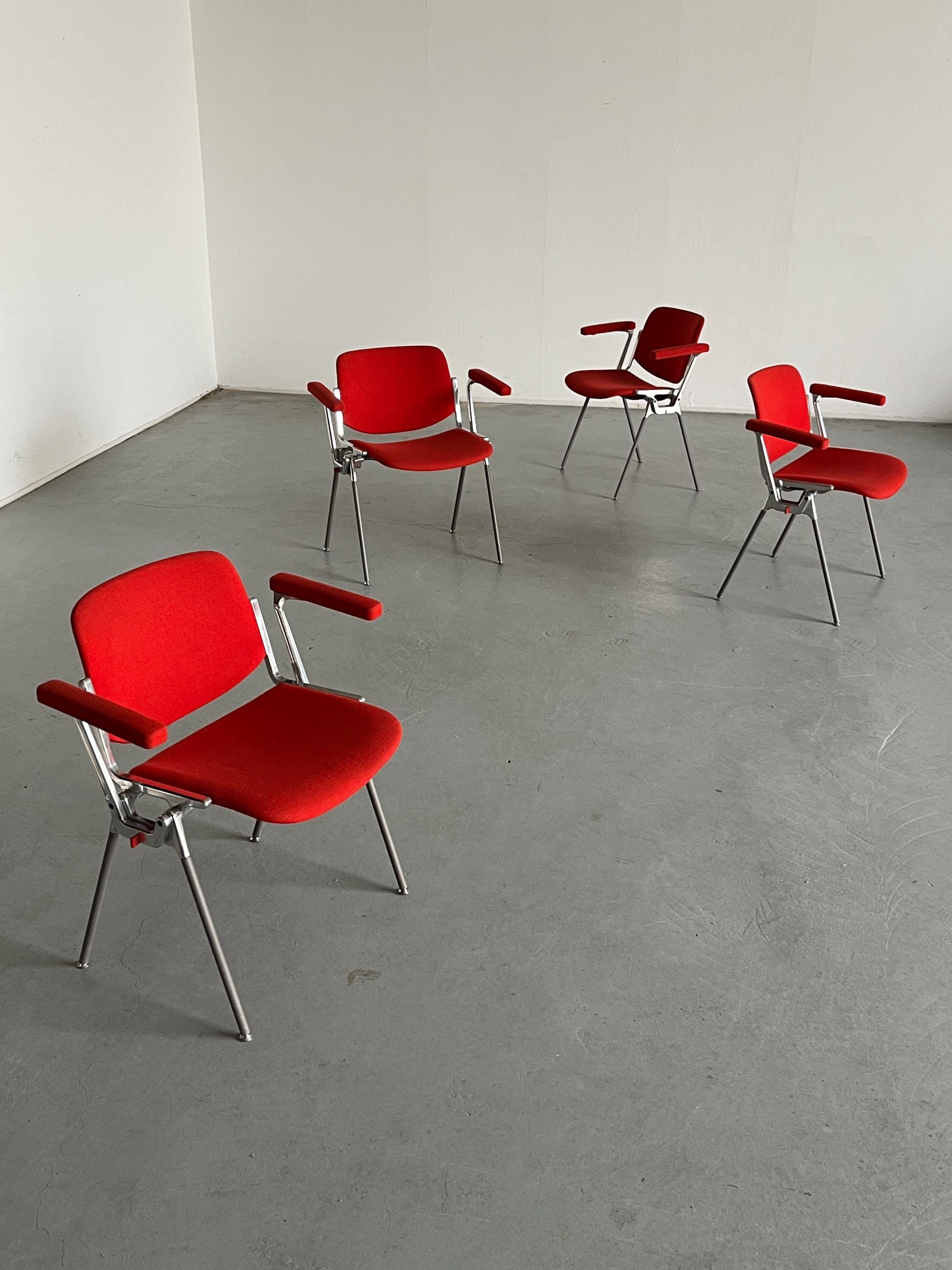 DSC 106 Chairs by Giancarlo Piretti for Anonima Castelli, 1965