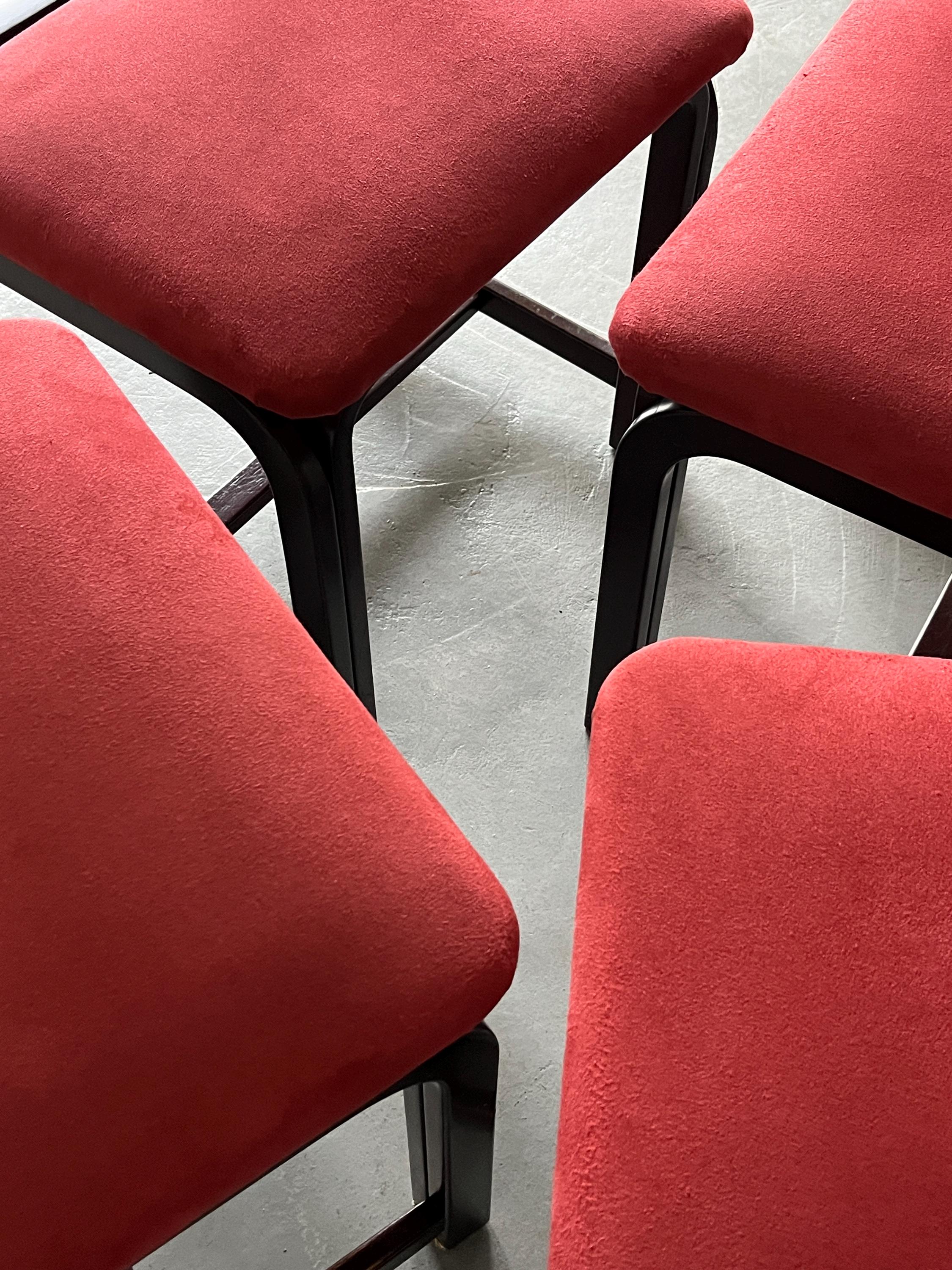 Sculptural Dining Chairs in Bourdeaux Upholstery and Walnut, 1970s