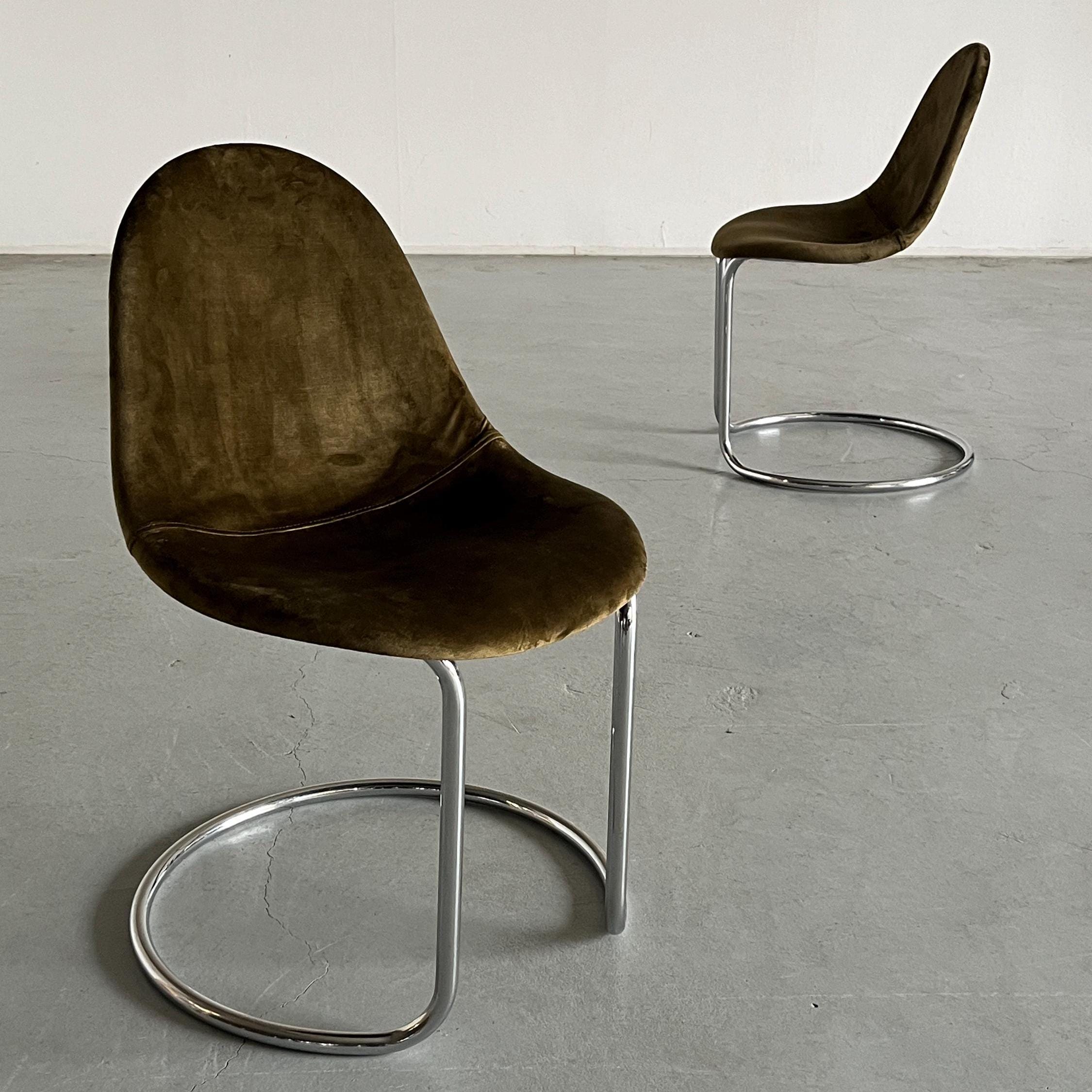 Maia Chairs by Giotto Stoppino For Bernini