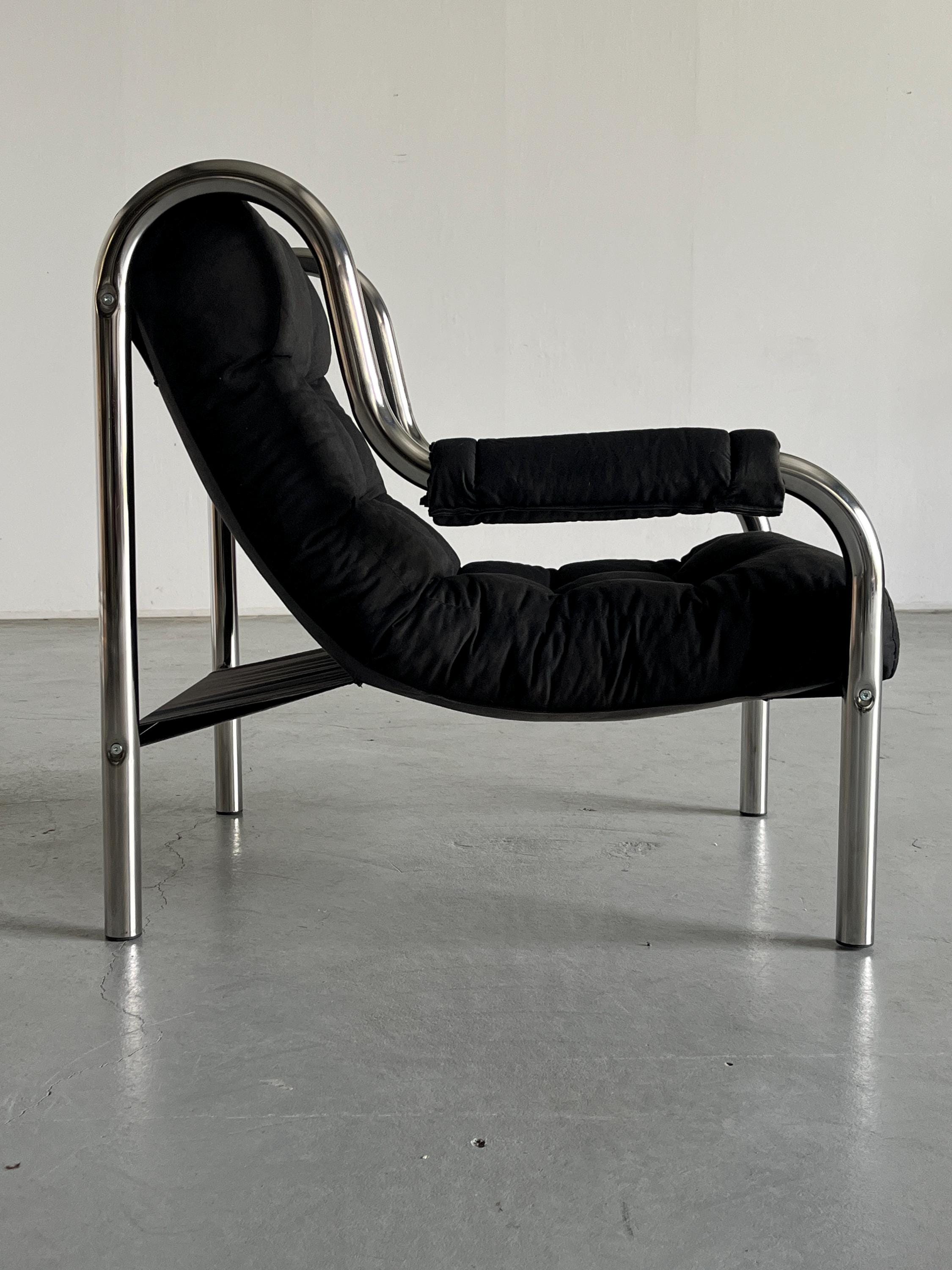 Vintage Mid-Century Modern Lounge Chair in Black Upholstery and Chrome Tubular Steel, Bauhaus Style, 1990s Italy
