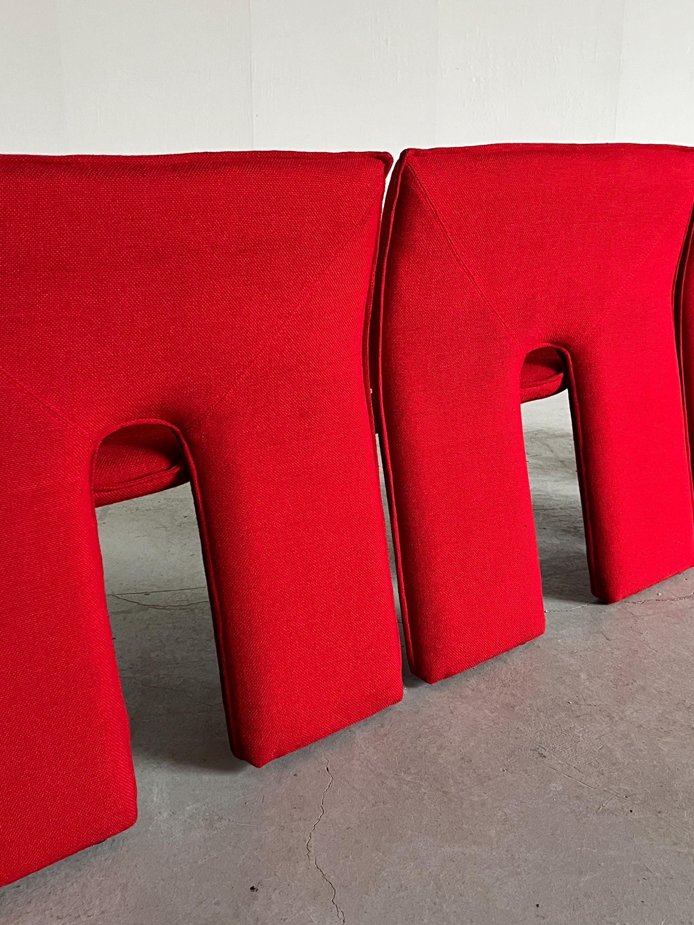 Postmodern Three-seater Sofa in Red Wool